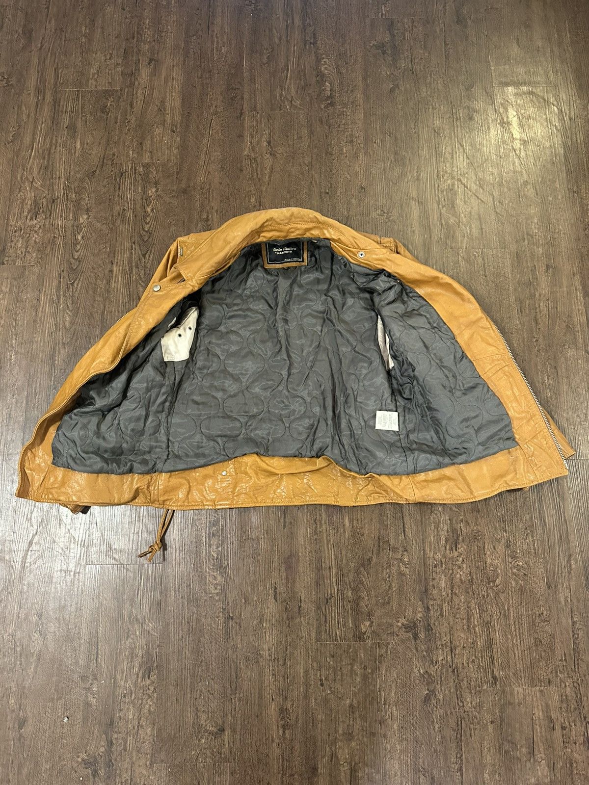 Andrew Marc Denim & Leather Marc Moto Water Buffalo Leather Perfecto Size US L / EU 52-54 / 3 - 4 Thumbnail