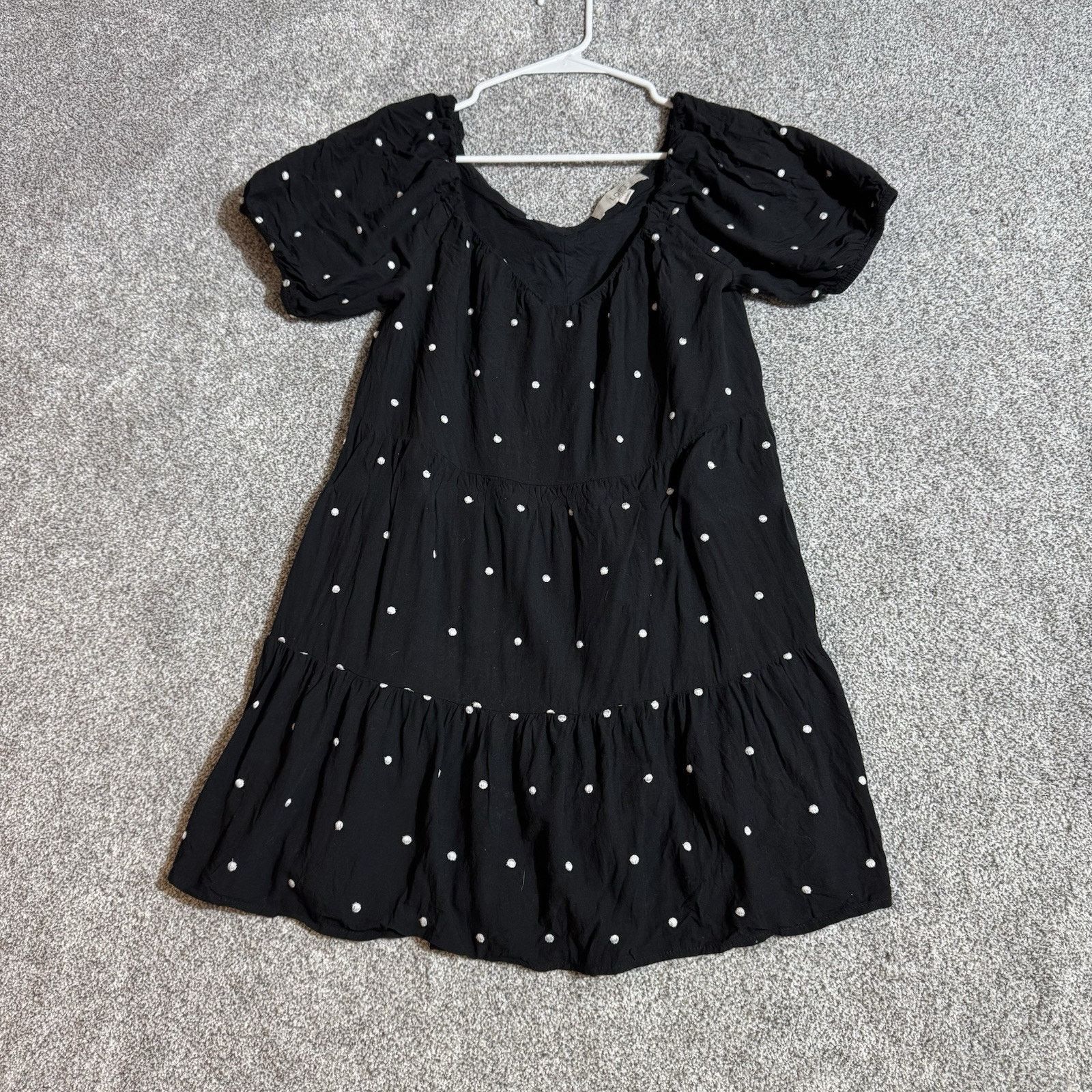 Loft Loft Dress Small Petite Embroidered Dots Puff Sleeve Tiered Size S / US 4 / IT 40 - 1 Thumbnail