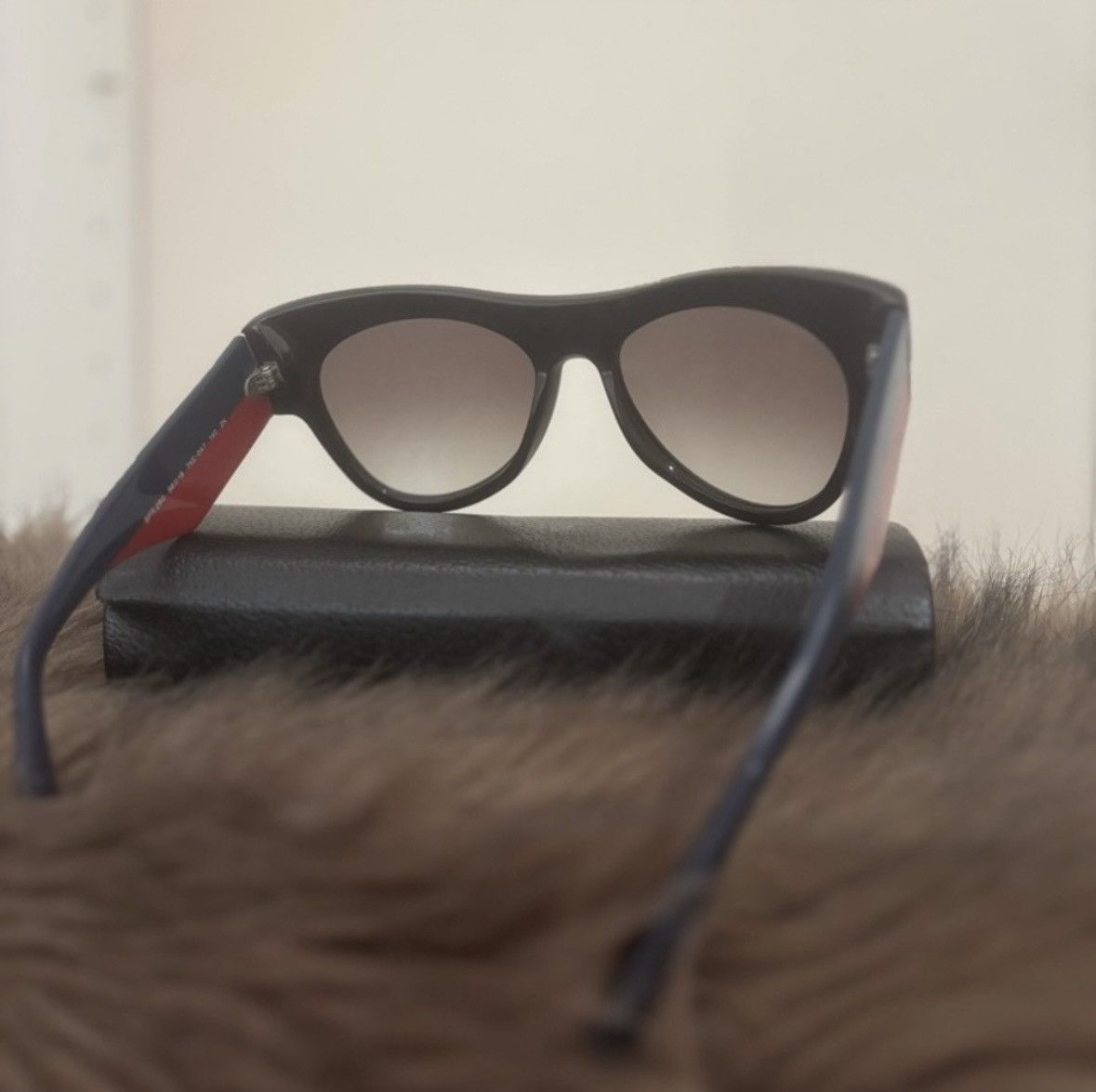 Prada Prada Sunglasses Black/Navy Red Gold Logo Designer Frames Size ONE SIZE - 2 Thumbnail
