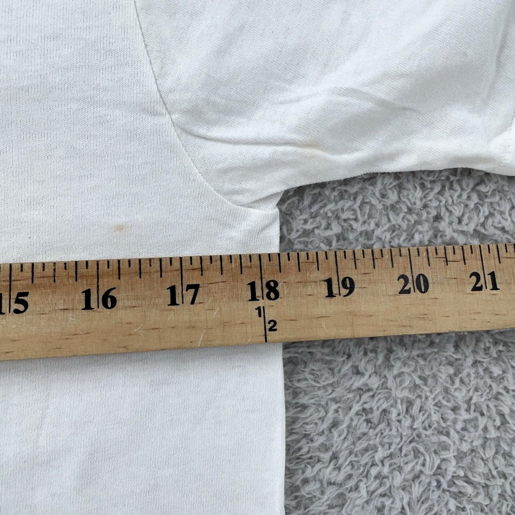 Vintage VINTAGE B.V.D Shirt Mens S White Cotton Crewneck 90s Undershirt Solid Size US S / EU 44-46 / 1 - 7 Thumbnail