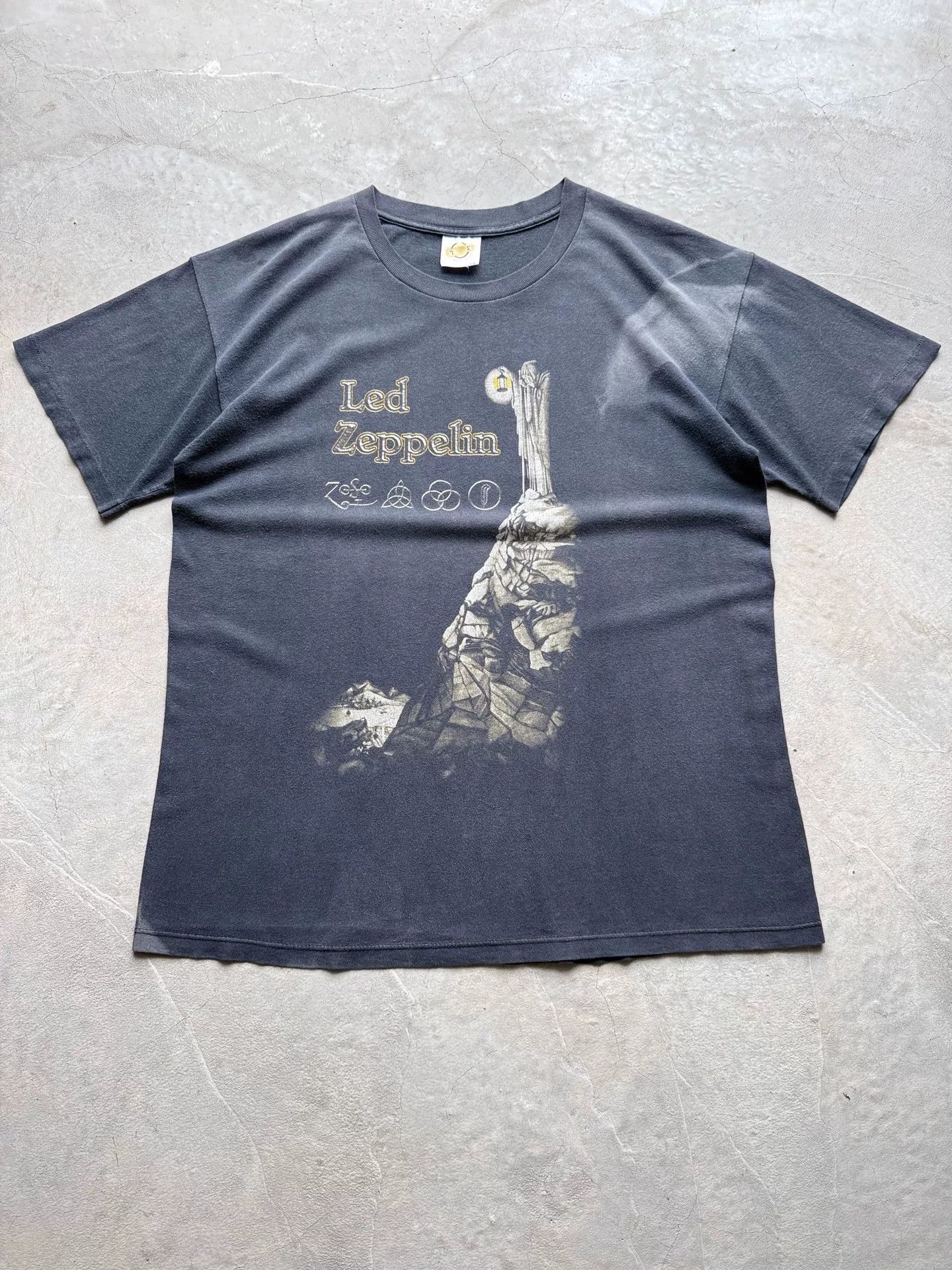 Vintage Vintage 90s Led Zeppelin Band Tee Size US L / EU 52-54 / 3 - 1 Thumbnail