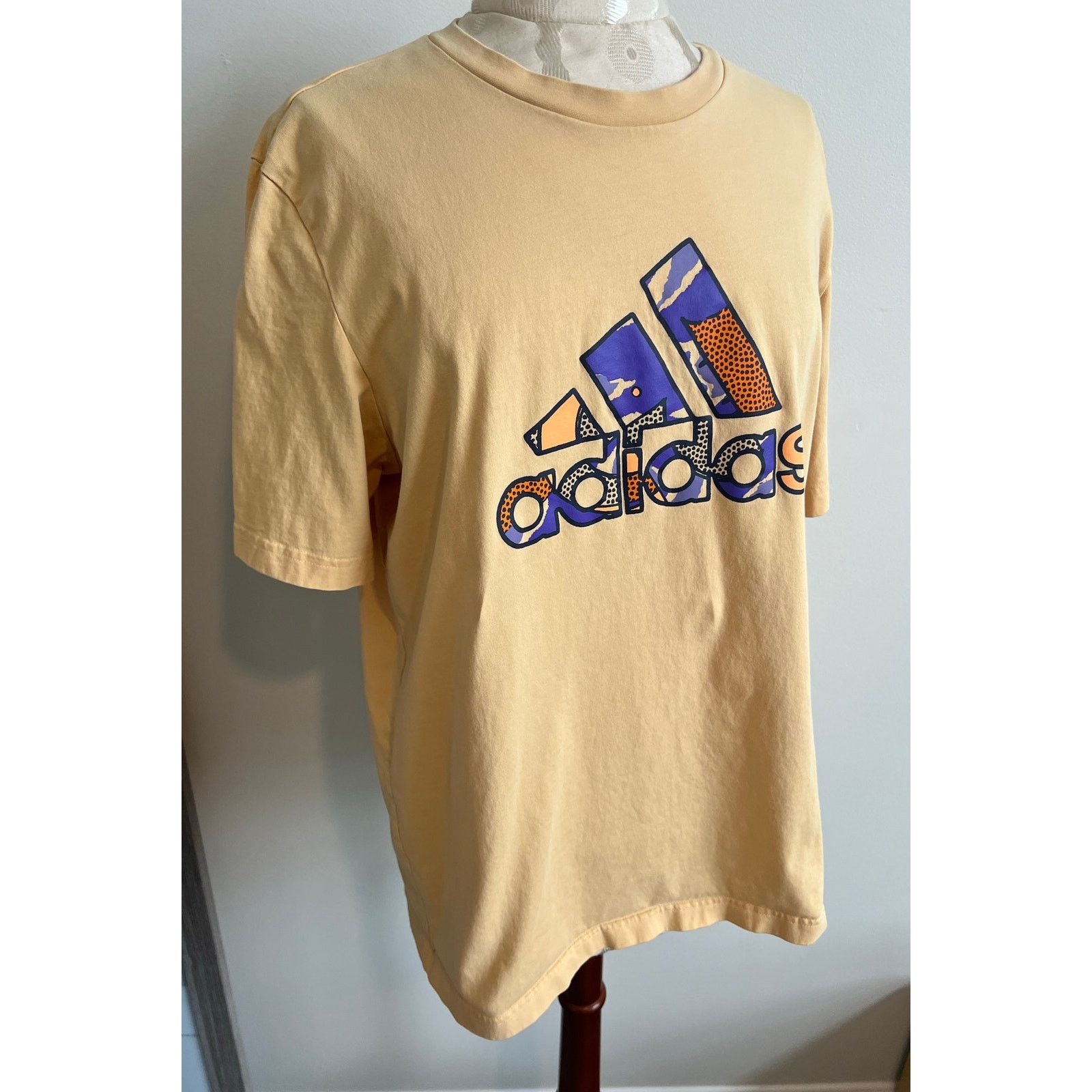 Adidas Adidas Short Sleeve Graphic T-shirt Large Size US L / EU 52-54 / 3 - 2 Thumbnail