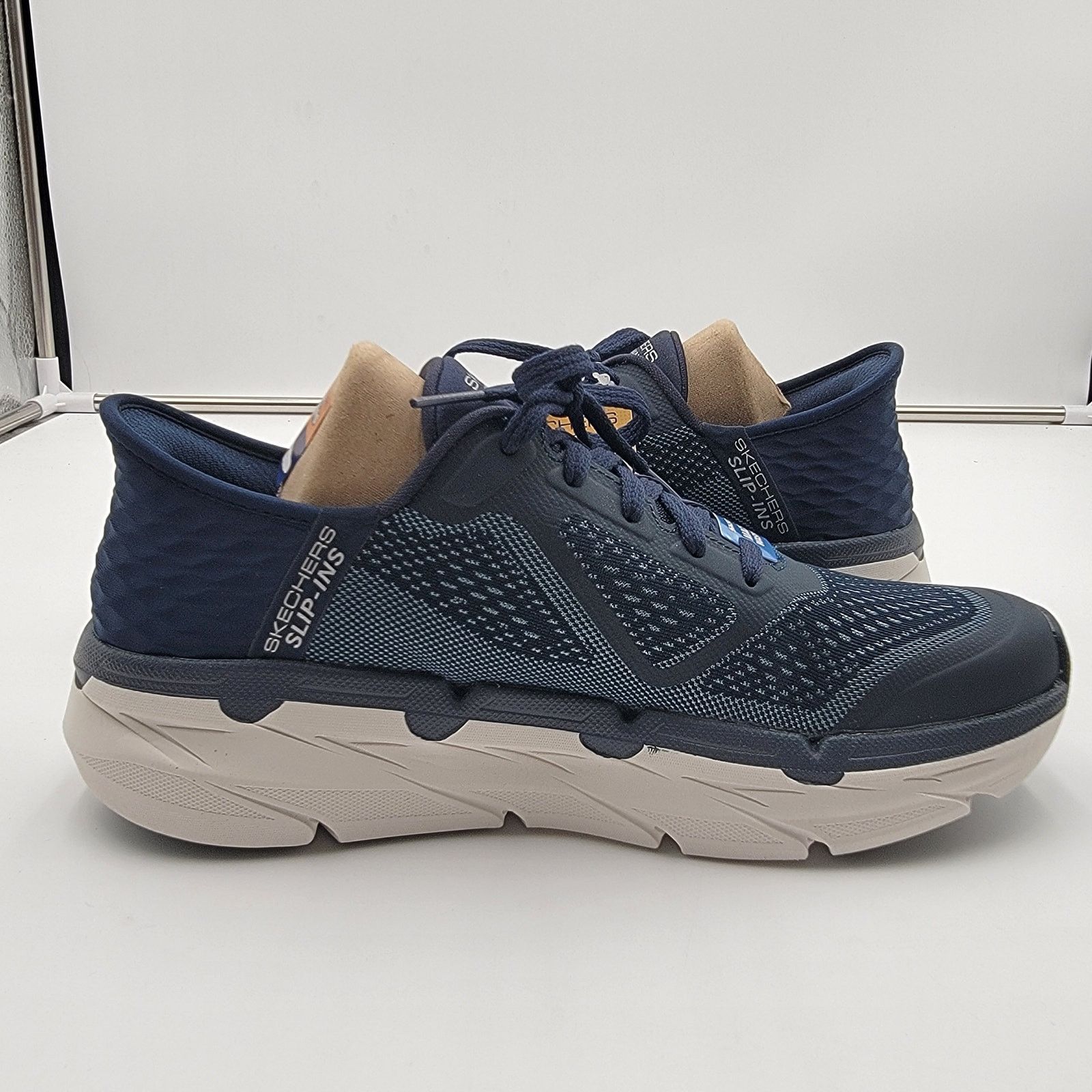 SKECHERS Skechers Max Cushion Slip-Ins Running Shoes 220313Navy Sz7.5 Size US 7.5 / EU 40-41 - 2 Thumbnail