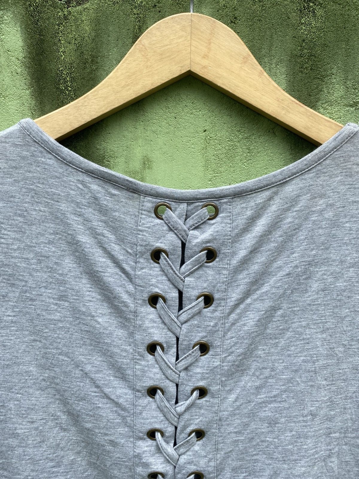 Japanese Brand Staccato Modern Grey Lace-Up Back Top Subtle Statement Piece Size M / US 6-8 / IT 42-44 - 9 Thumbnail