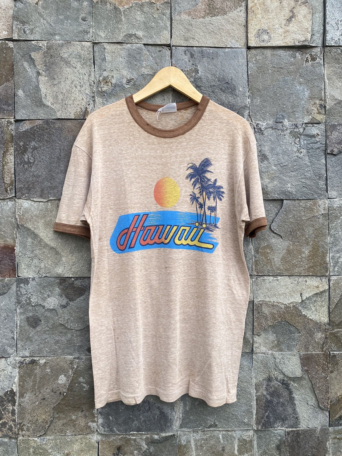 Hanes 80s Paper Thin Hawaii Sunset Ringer Tee Size US L / EU 52-54 / 3 - 1 Thumbnail