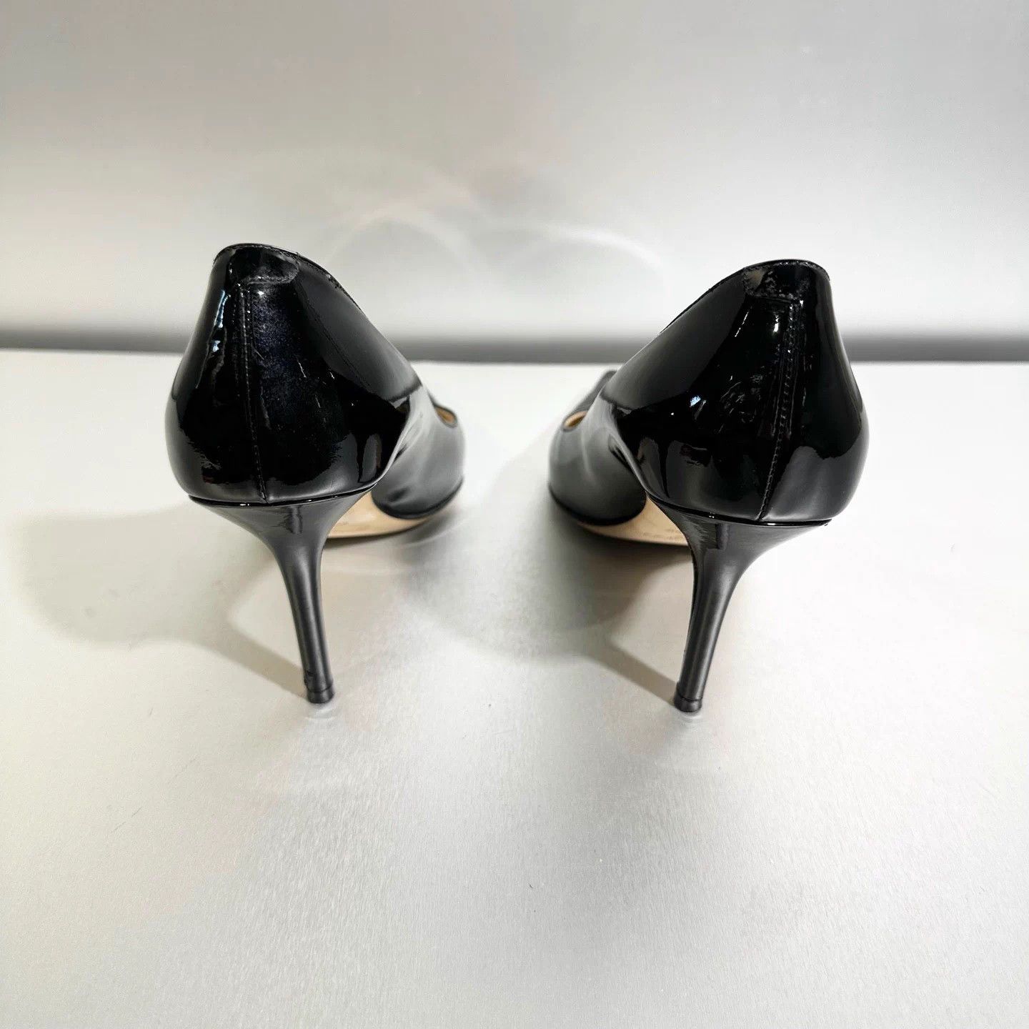 Jimmy Choo Jimmy Choo Black Patent Heels 36 Mint X3505 Size US 5 / IT 35 - 5 Thumbnail