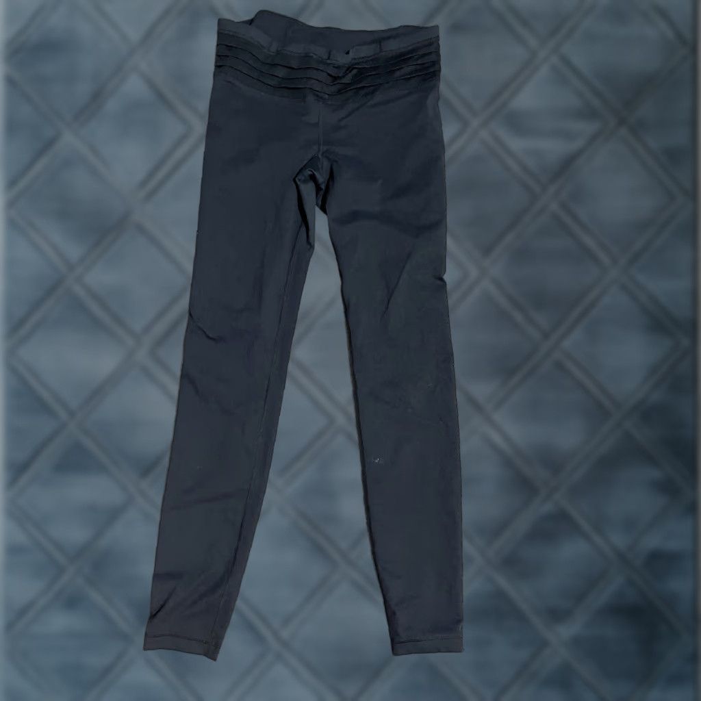 Under Armour Under Armour Leggings Womens M Black Solid Activewear Pants Size 32" / US 10 / IT 46 - 1 Thumbnail