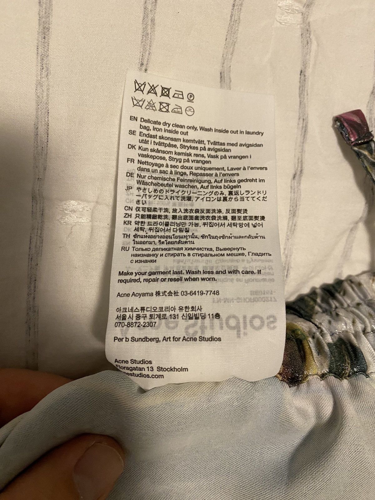 Acne Studios Acne Studios Printed Lamé Shorts 54 NWT Size US 40 / EU 56 - 14 Thumbnail