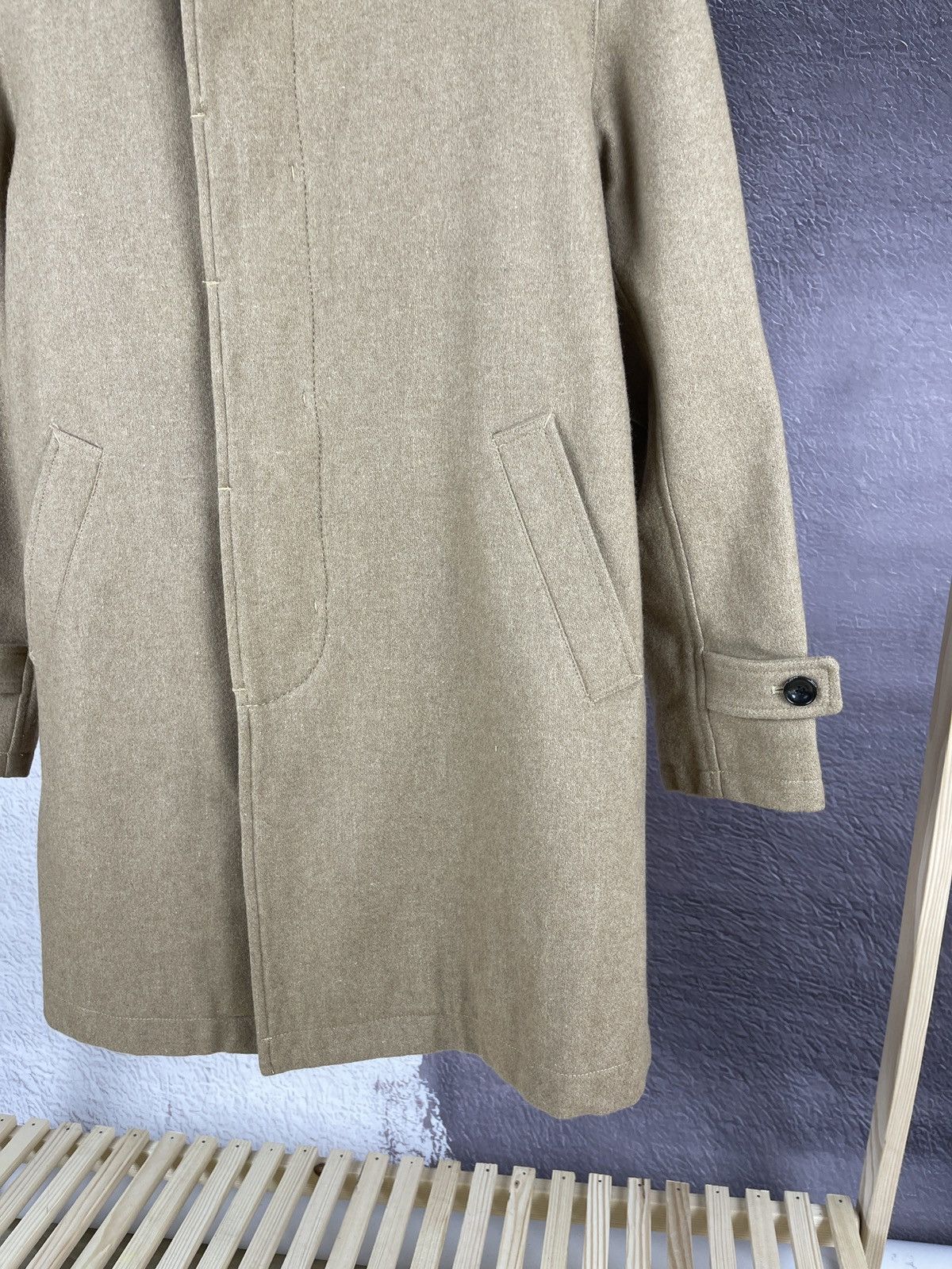 Head Porter Head Porter Plus beige single breasted wool coat size L Size US L / EU 52-54 / 3 - 5 Thumbnail