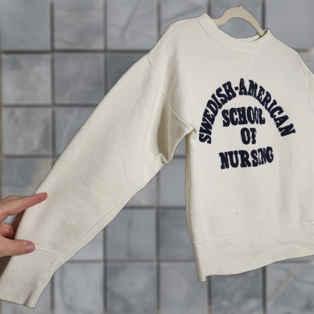 Vintage Vintage Swedish American School Nursing Crewneck Sweatshirt Shirt Unisex Adults XS White 60s 50s VINTAGE Size US XS / EU 42 / 0 - 1 Thumbnail