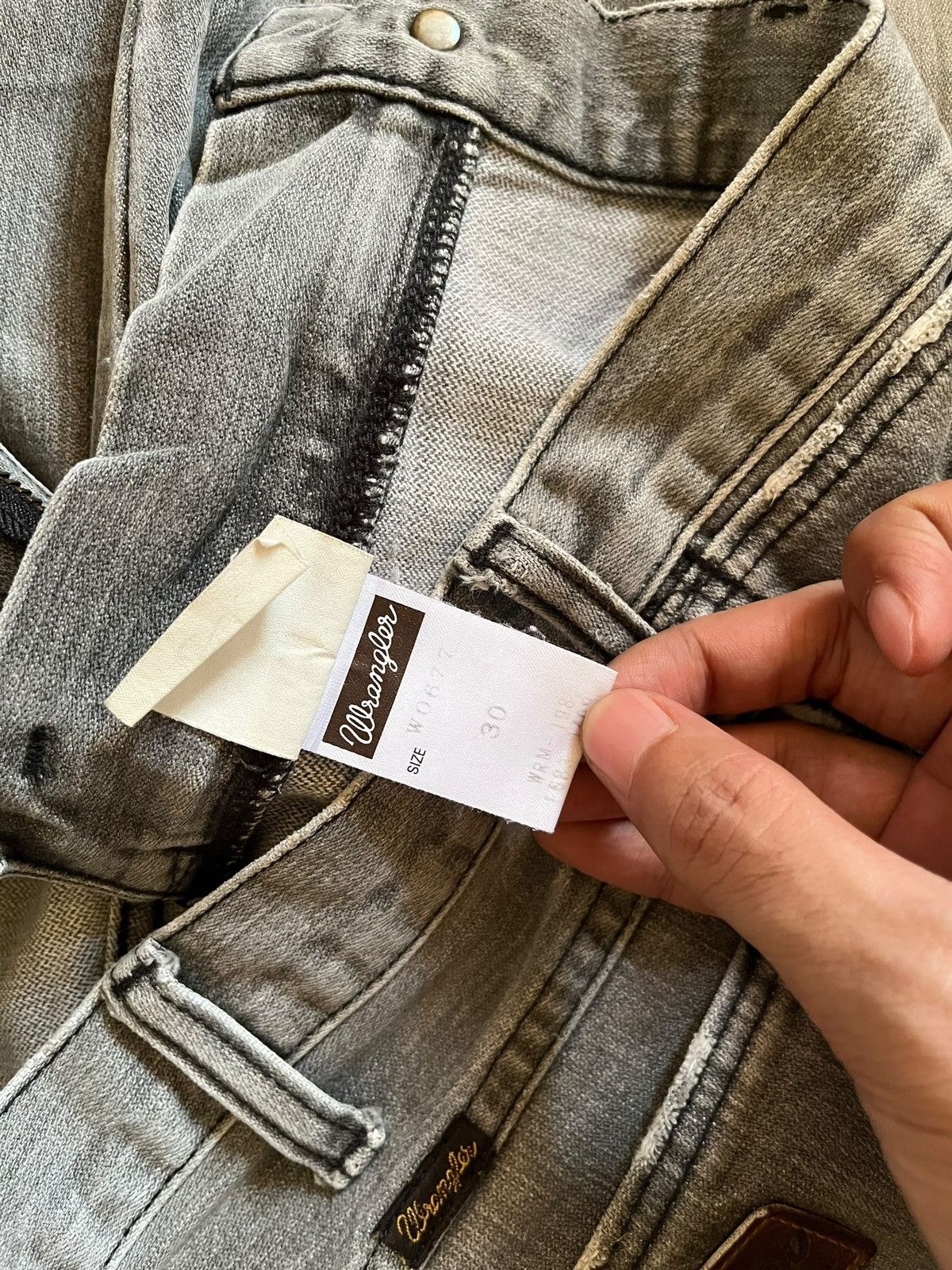 Wrangler SALES🔥Vintage Wrangler Flared Faded Wash Distressed Jeans Size US 31 - 10 Thumbnail