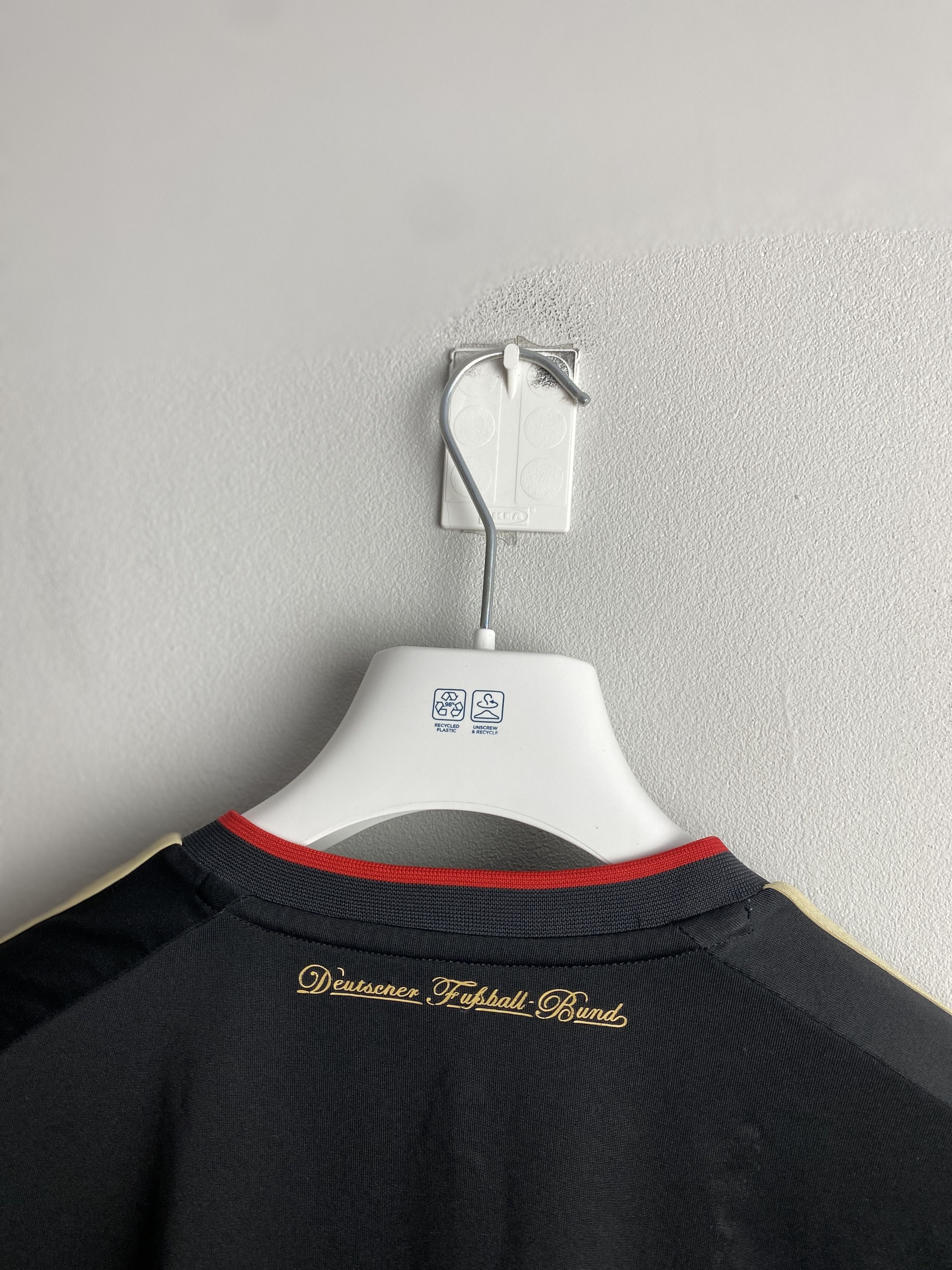 Adidas Adidas deutschland deutscher soccer jersey sport blokecore Size US M / EU 48-50 / 2 - 8 Thumbnail