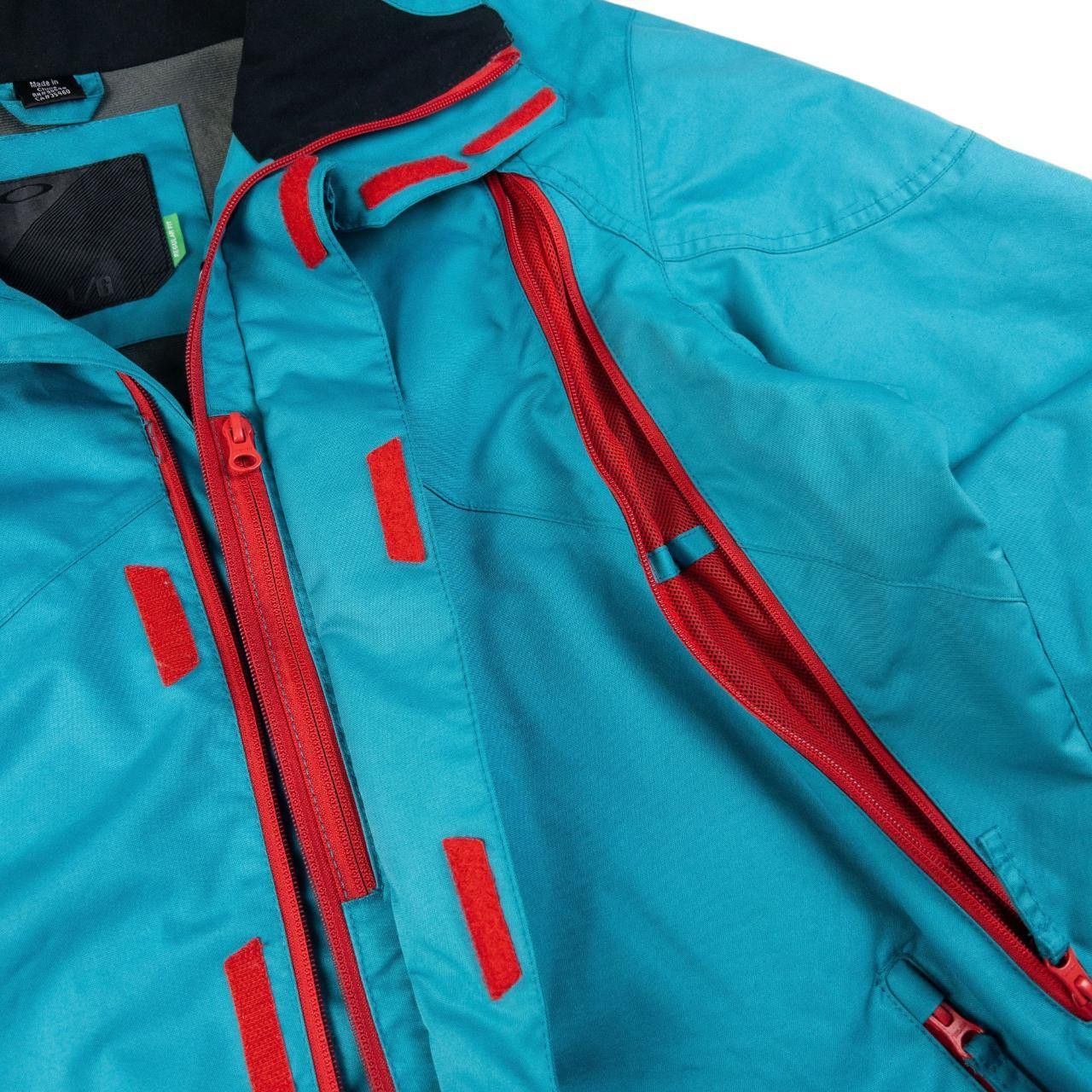 Oakley Vintage Oakley Zip Up Snowboarding Jacket Size L Size US L / EU 52-54 / 3 - 5 Thumbnail