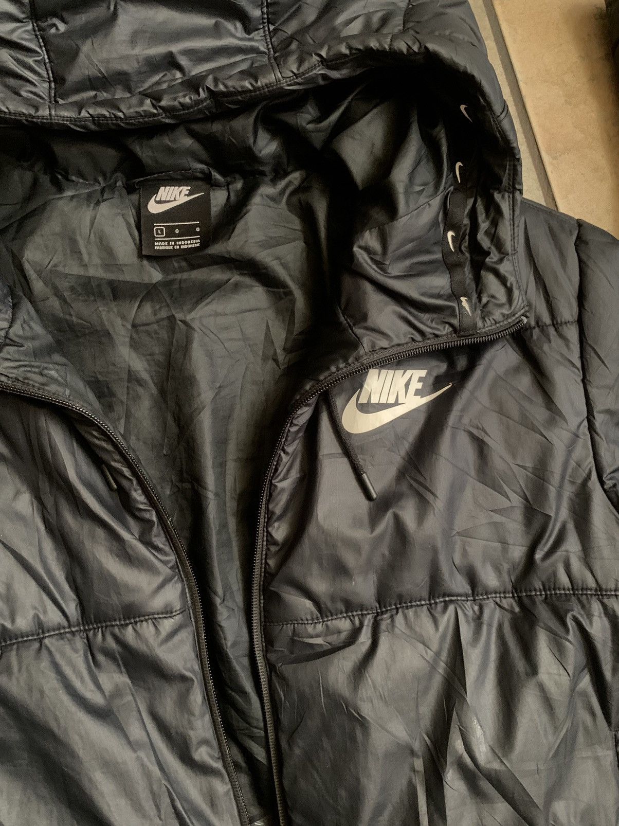Nike Nike bottom swoosh bomber Size US L / EU 52-54 / 3 - 3 Thumbnail