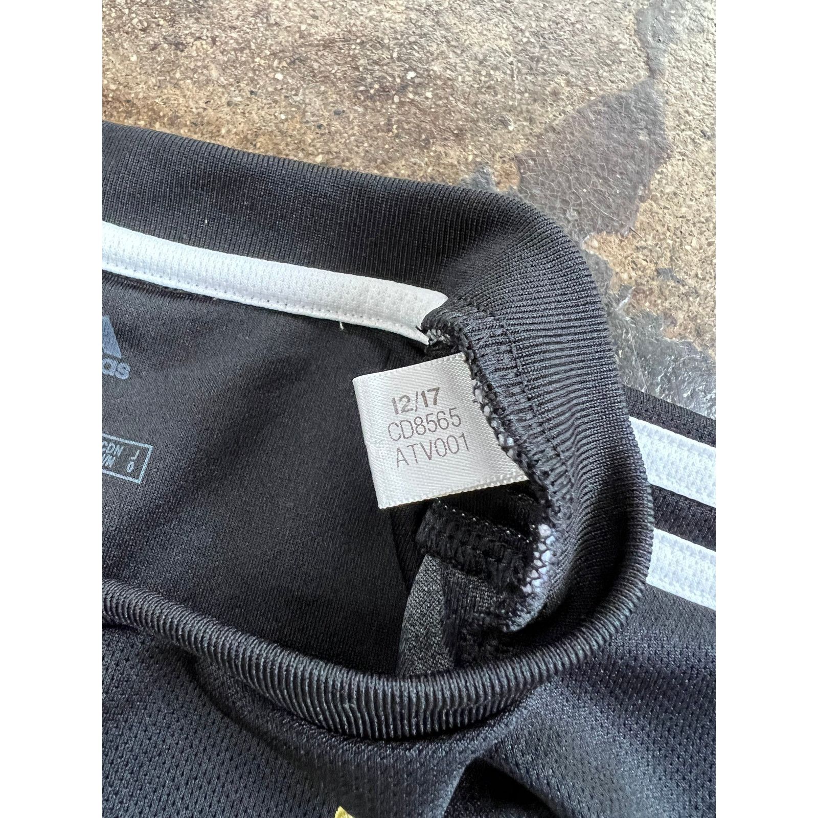 Adidas ADIDAS 18’ ARGENTINA AWAY JERSEY Size US M / EU 48-50 / 2 - 3 Thumbnail