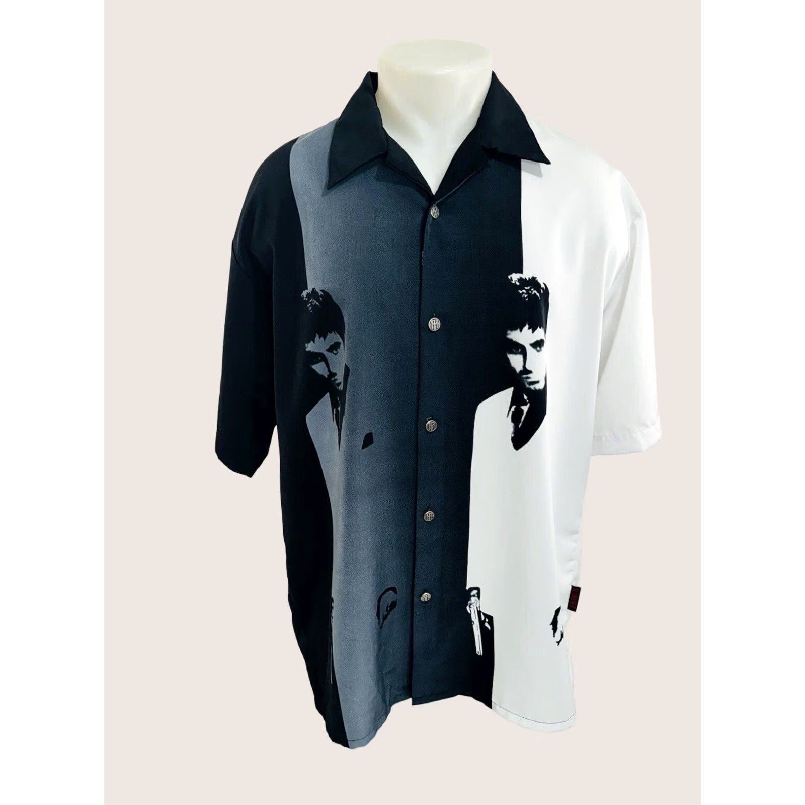 Vintage SCARFACE Al PACINO / DRAGONFLY Mens XL Shirt - MINT, Button-Up Short Sleeve, Black / White, 2000s? Size US XL / EU 56 / 4 - 1 Thumbnail