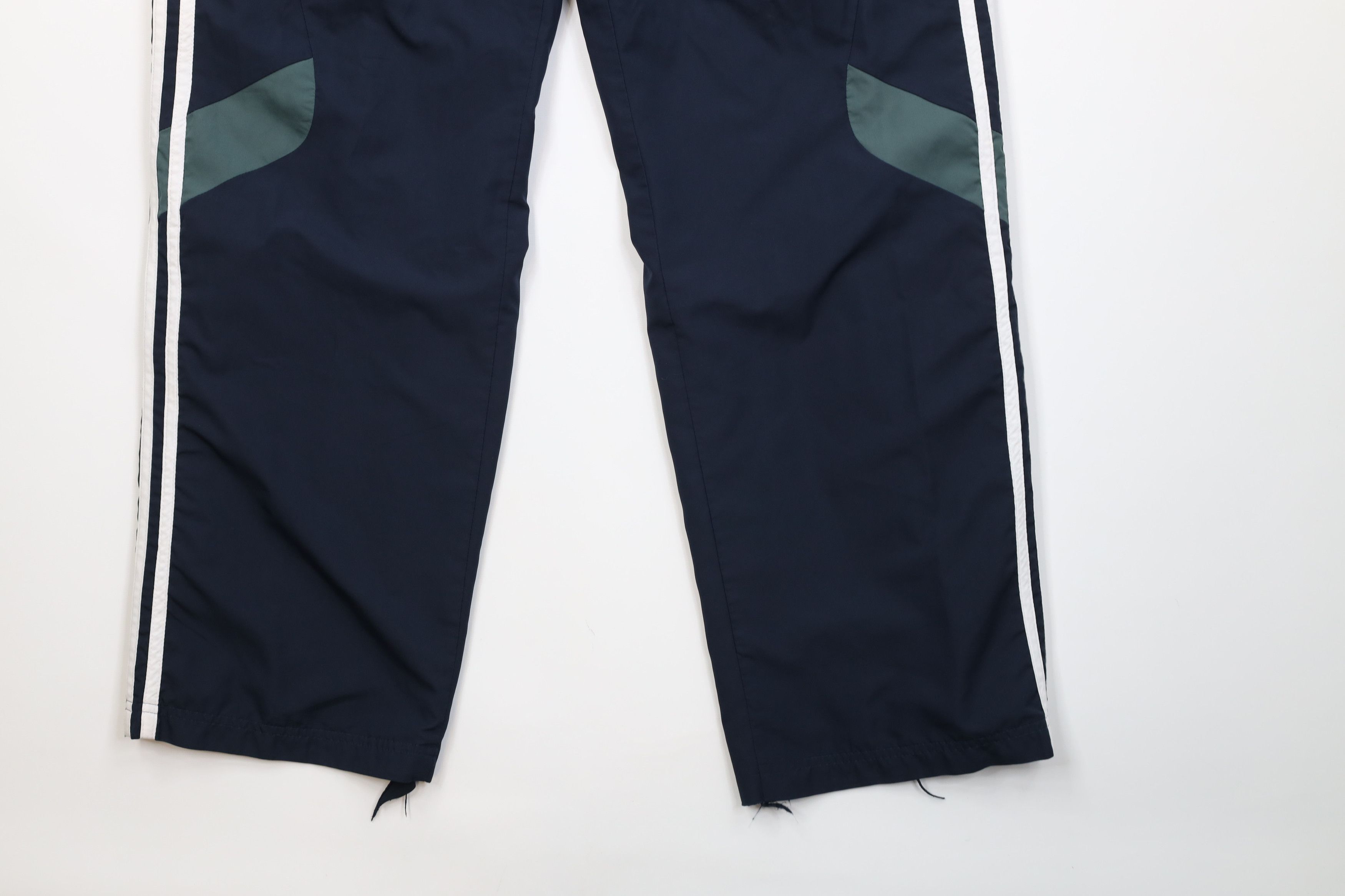 Adidas Vintage Y2K Adidas Striped Lined Wide Leg Windbreaker Pants Size US 36 / EU 52 - 5 Thumbnail
