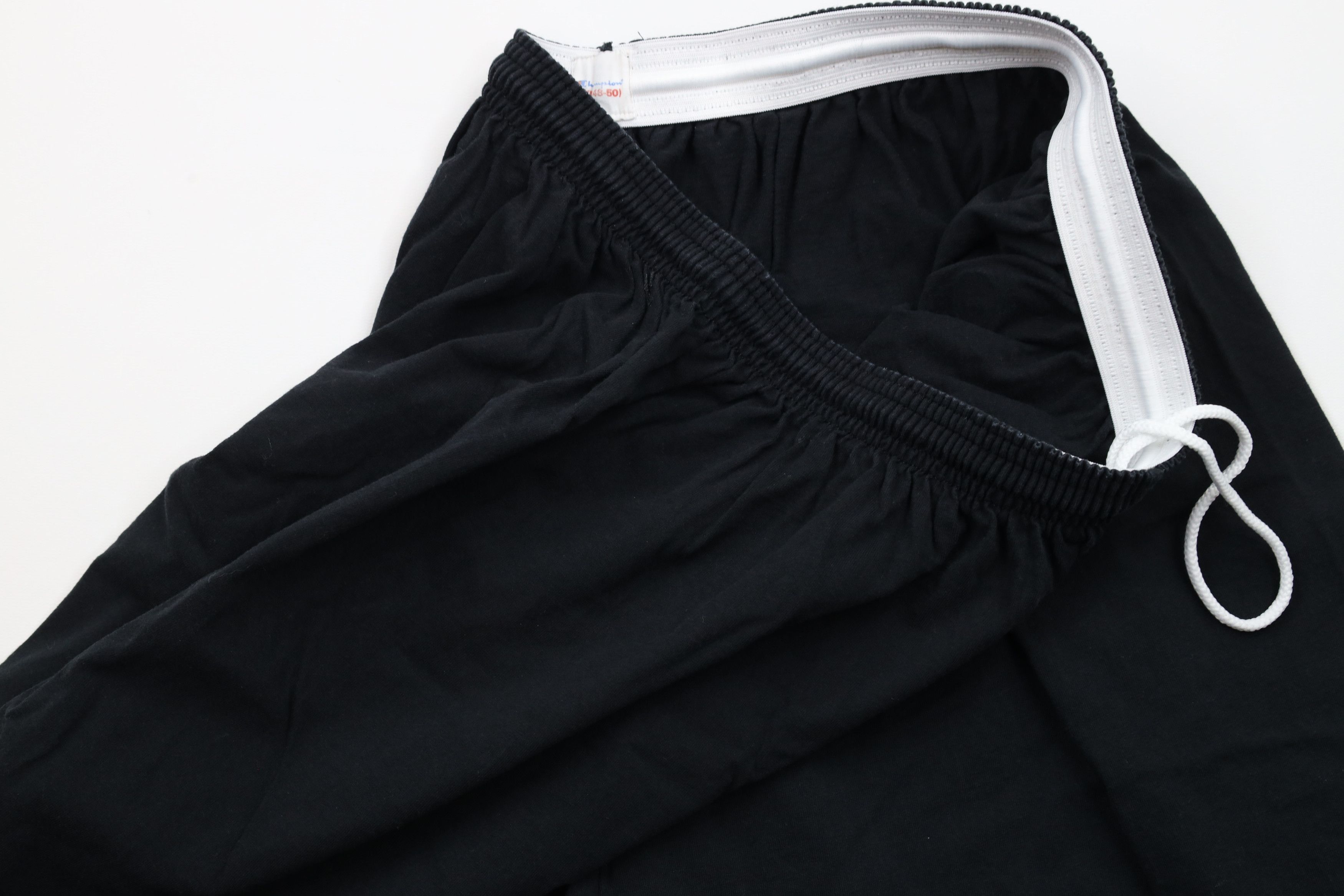 Champion × Vintage Vintage 90s Champion Logo Above Knee Shorts Black Cotton Size US 40 / EU 56 - 5 Thumbnail