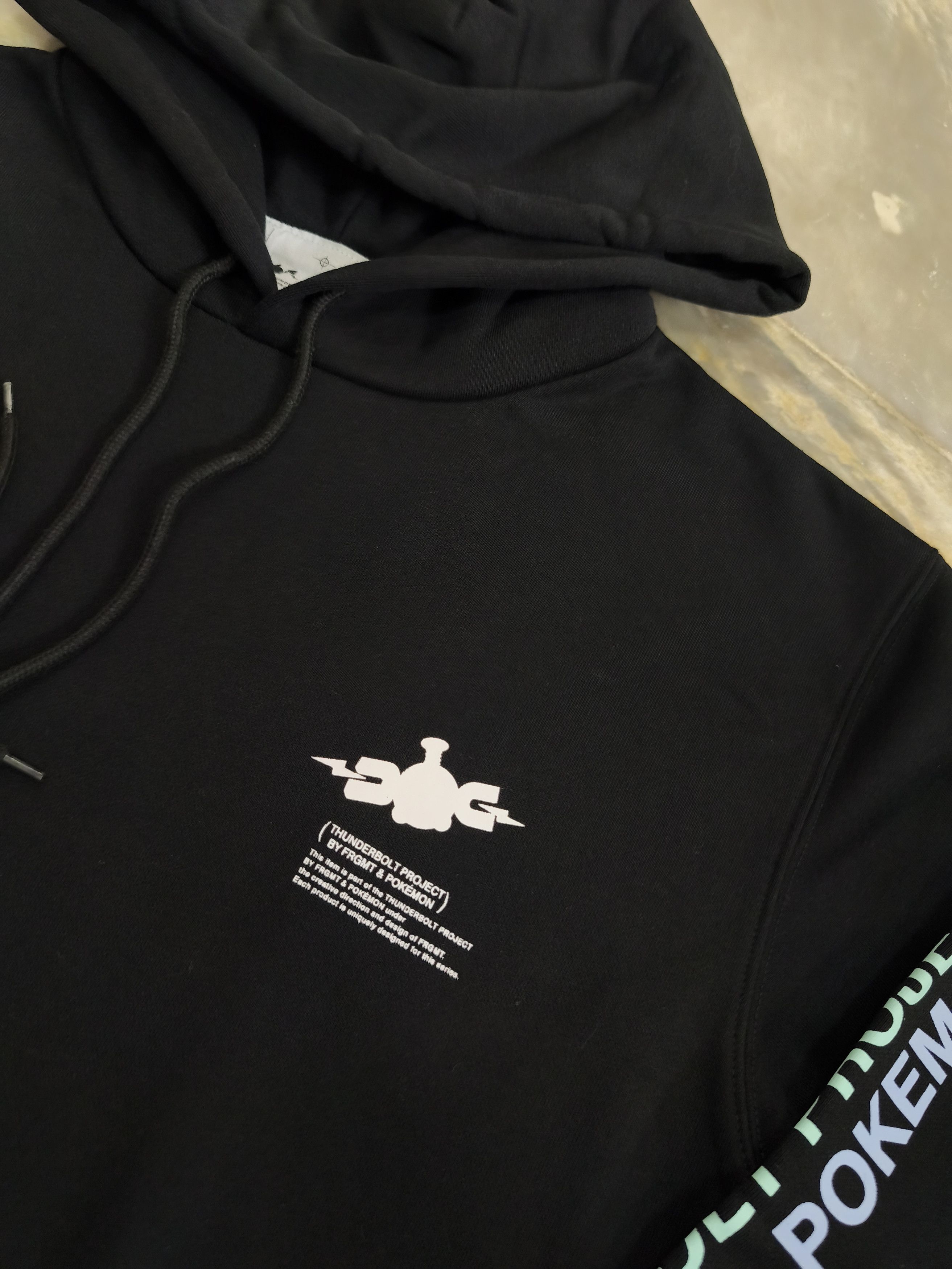 Fragment Design × Pokemon FRAGMENT X POKÉMON THUNDERBOLT PROJECT HOODIE Size US M / EU 48-50 / 2 - 4 Thumbnail
