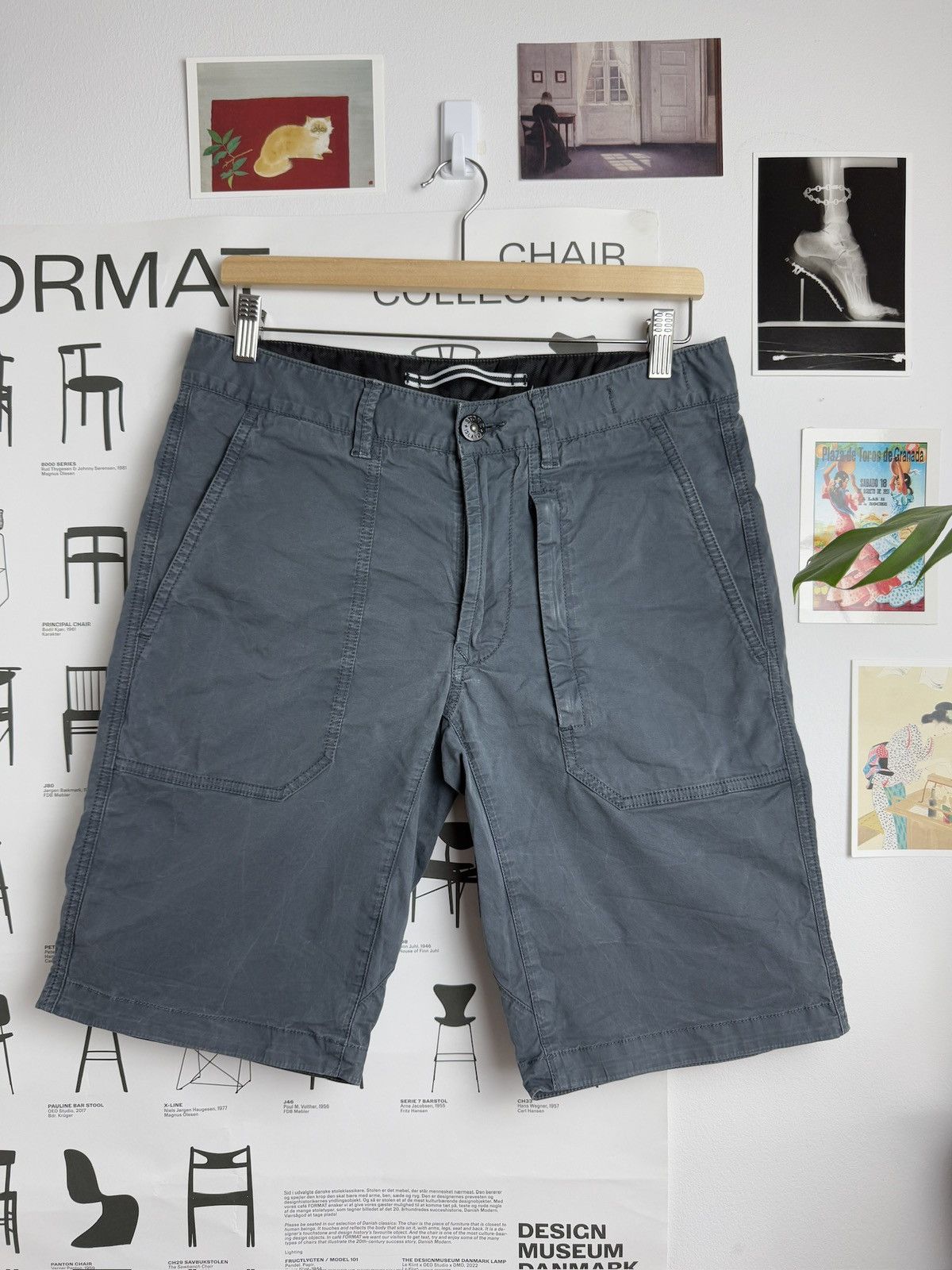Designer × Stone Island Stone Island small logo shorts 30 designer luxury drill italy Size US 30 / EU 46 - 2 Thumbnail