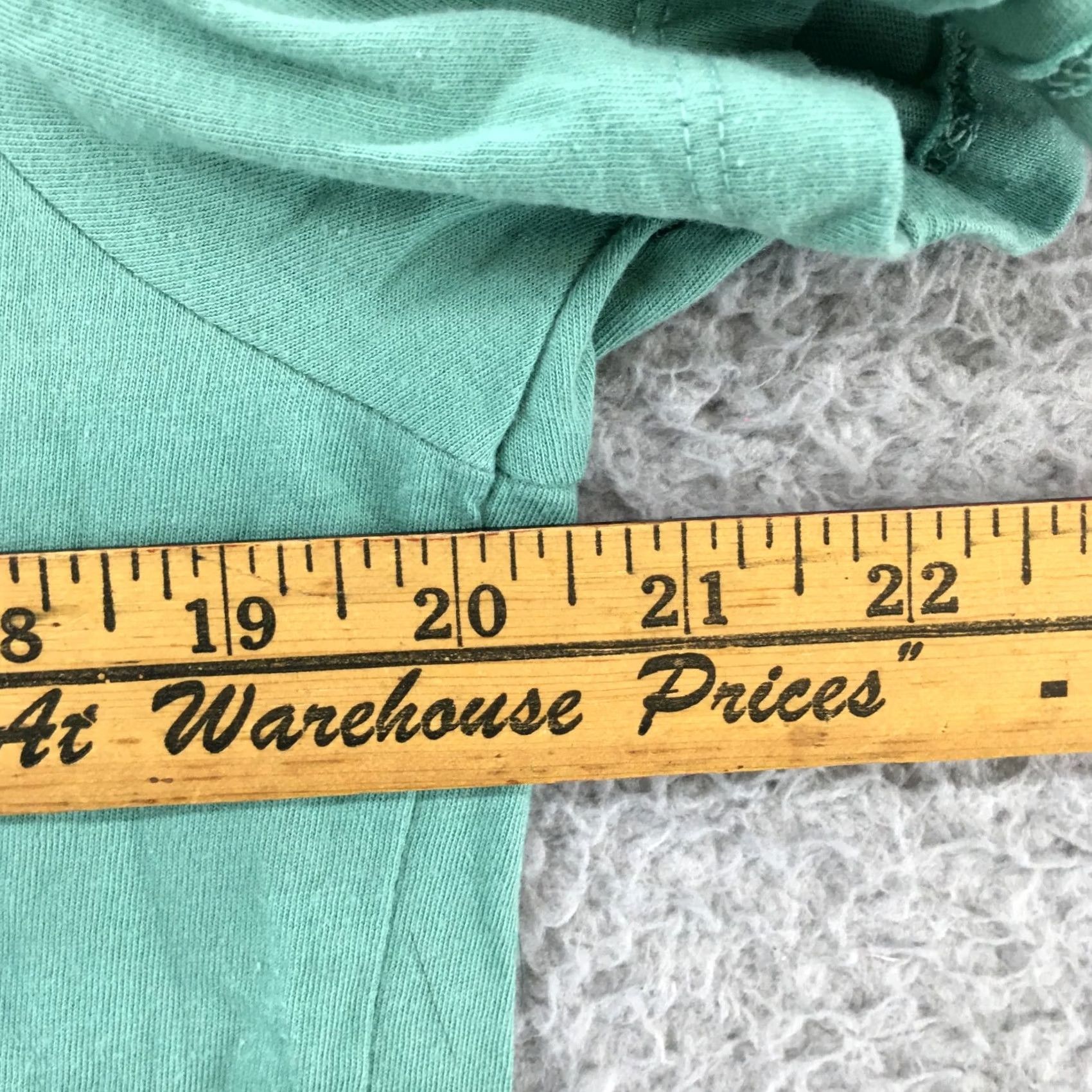 Old Navy Old Navy Tee Tshirt Top Womens Large Green Cotton Blend Graphic Print Back Shirt Size L / US 10 / IT 46 - 4 Thumbnail