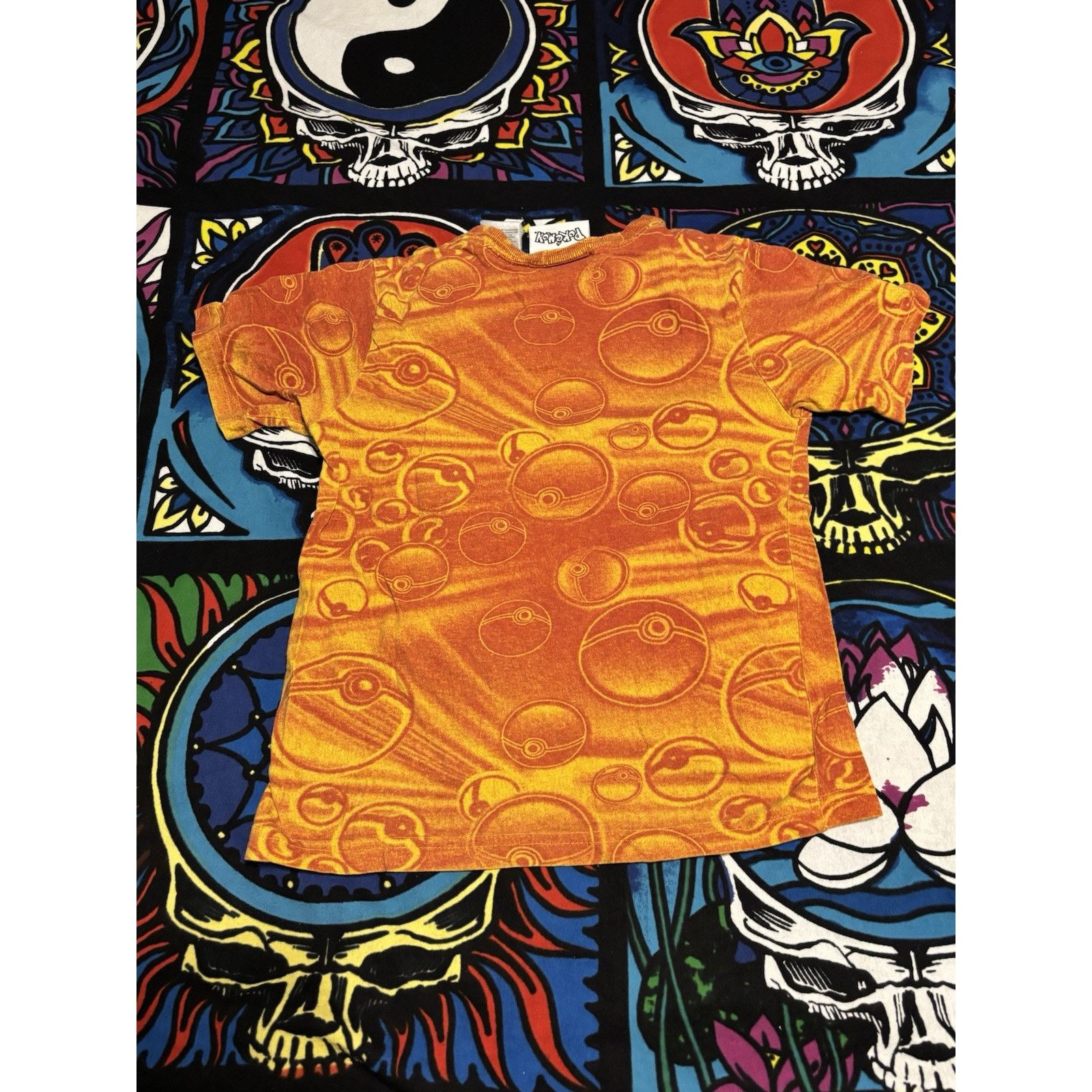 Vintage vintage pokemon orange anime t-shirt aop pokeballs Sz youth Size US S / EU 44-46 / 1 - 2 Thumbnail