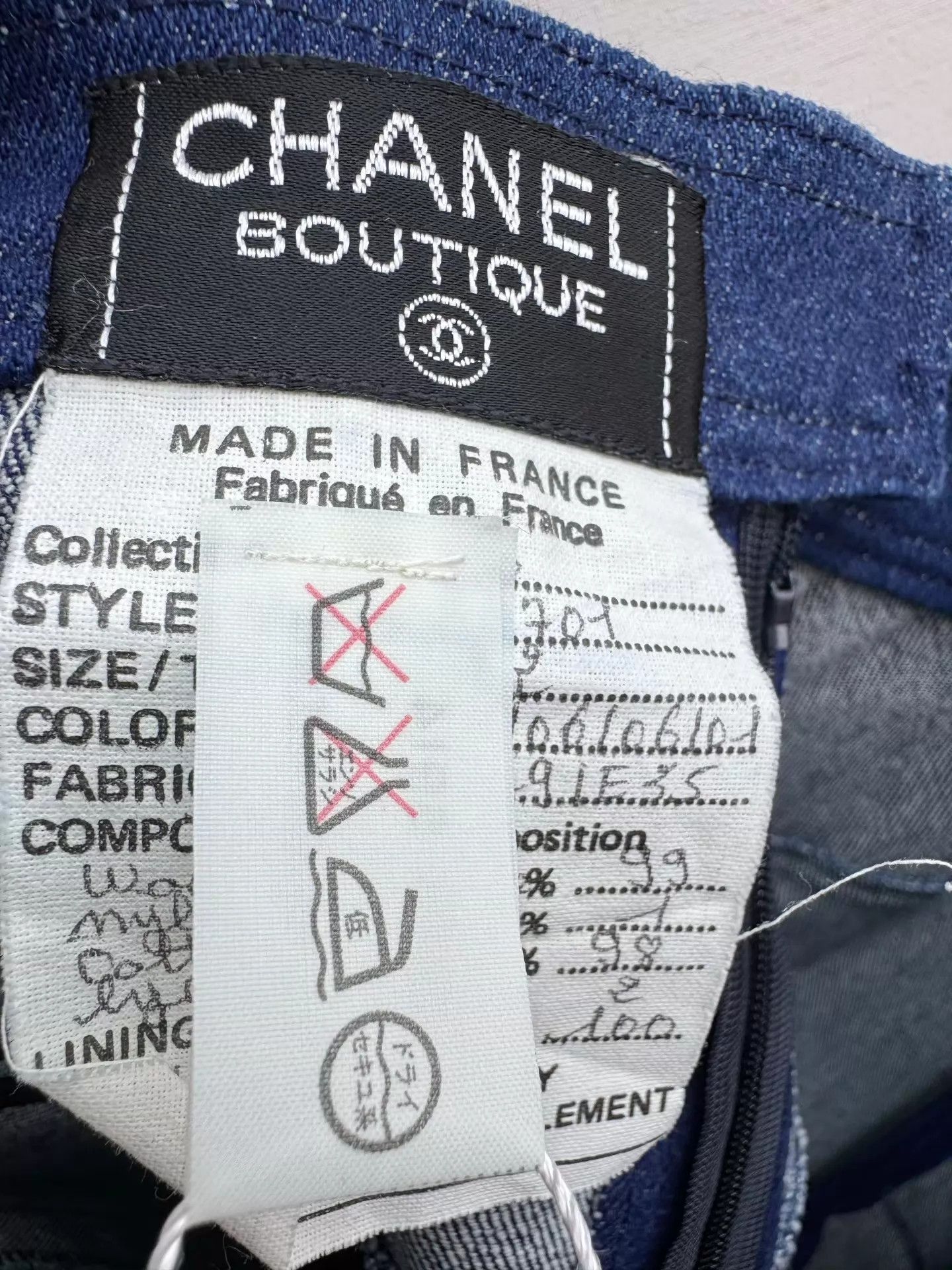 Chanel Chanel vintage denim skirt 42 like new Size 30" / US 8 / IT 44 - 4 Thumbnail