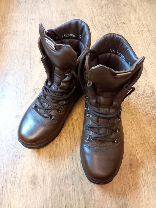 Altberg british hot sale army boots