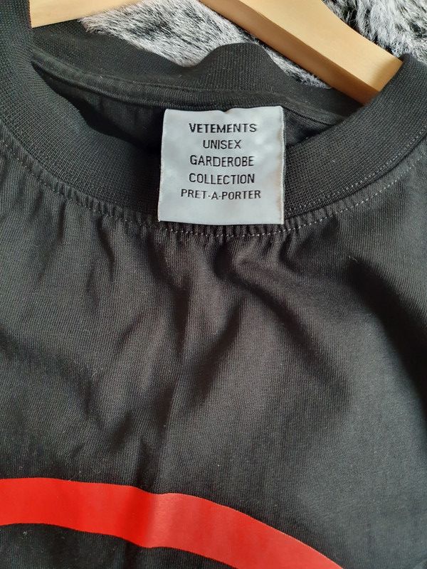 Vetements Vetements Anti Mainstream SS 21 T-Shirt Size US S / EU 44-46 / 1 - 4 Thumbnail