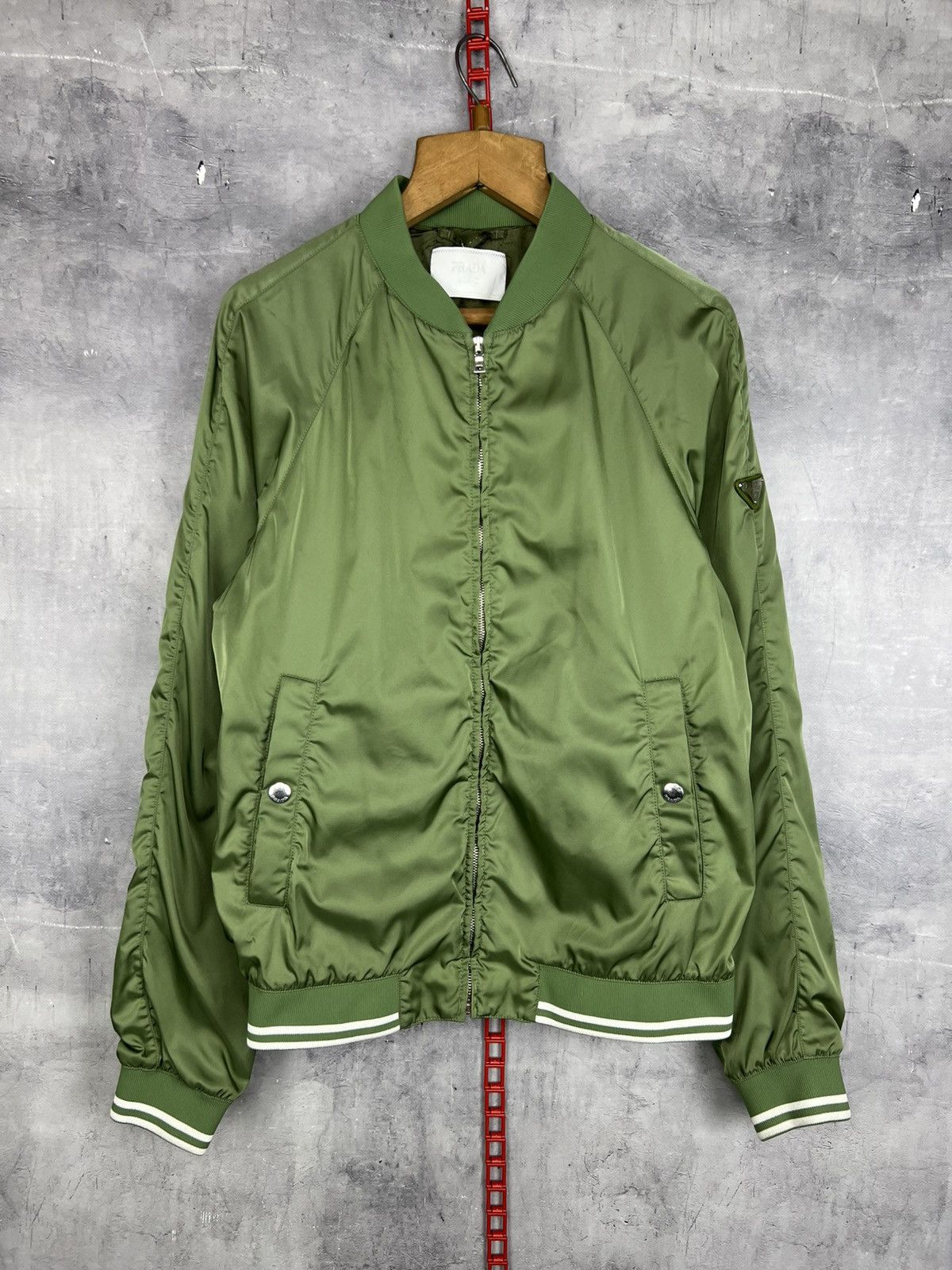 Prada Prada Milano 2014 Metallic Green Nylon Bomber Jacket Size M Size US M / EU 48-50 / 2 - 1 Thumbnail