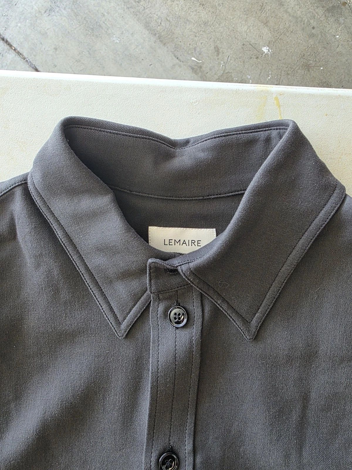 Lemaire Lemaire Straight Collar Shirt in Ash Black F22 size 48 NWT Size US L / EU 52-54 / 3 - 3 Thumbnail