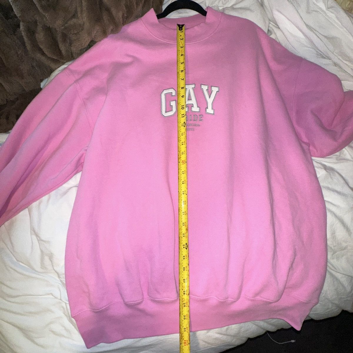 Balenciaga Balenciaga Gay Pride Sweatshirt Size US M / EU 48-50 / 2 - 7 Thumbnail