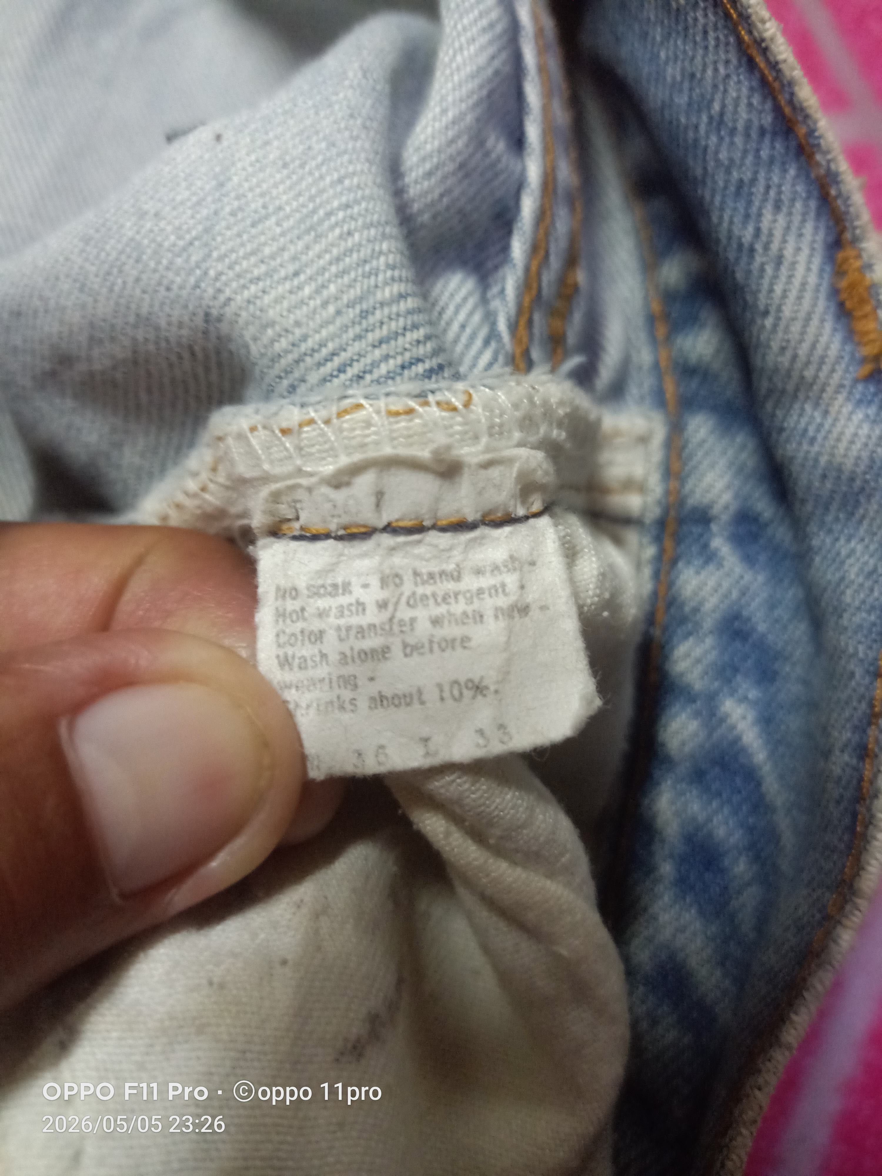 Levi's Vintage Clothing 💥 Levi's Vintage 501 70s Stamp Button 558 Distressdenim 💥 Size US 34 / EU 50 - 18 Thumbnail