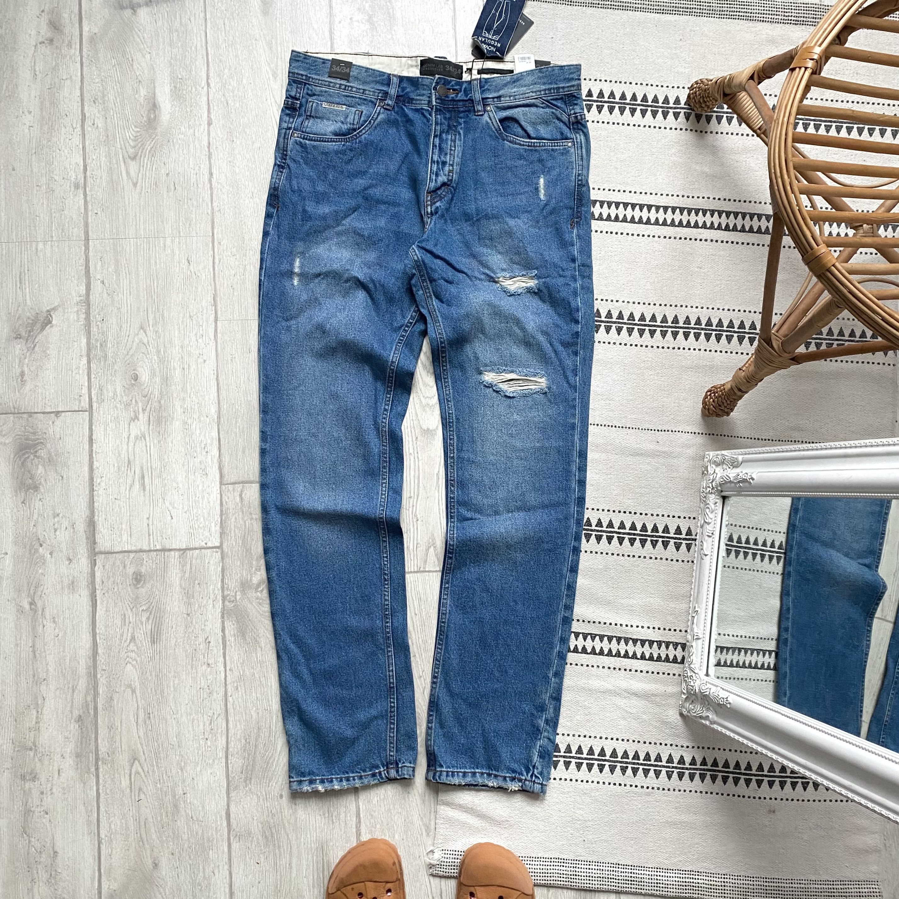 Lee Distressed Denim Faded Blue Pants Vintage lee Style Jeans Size US 33 - 1 Thumbnail