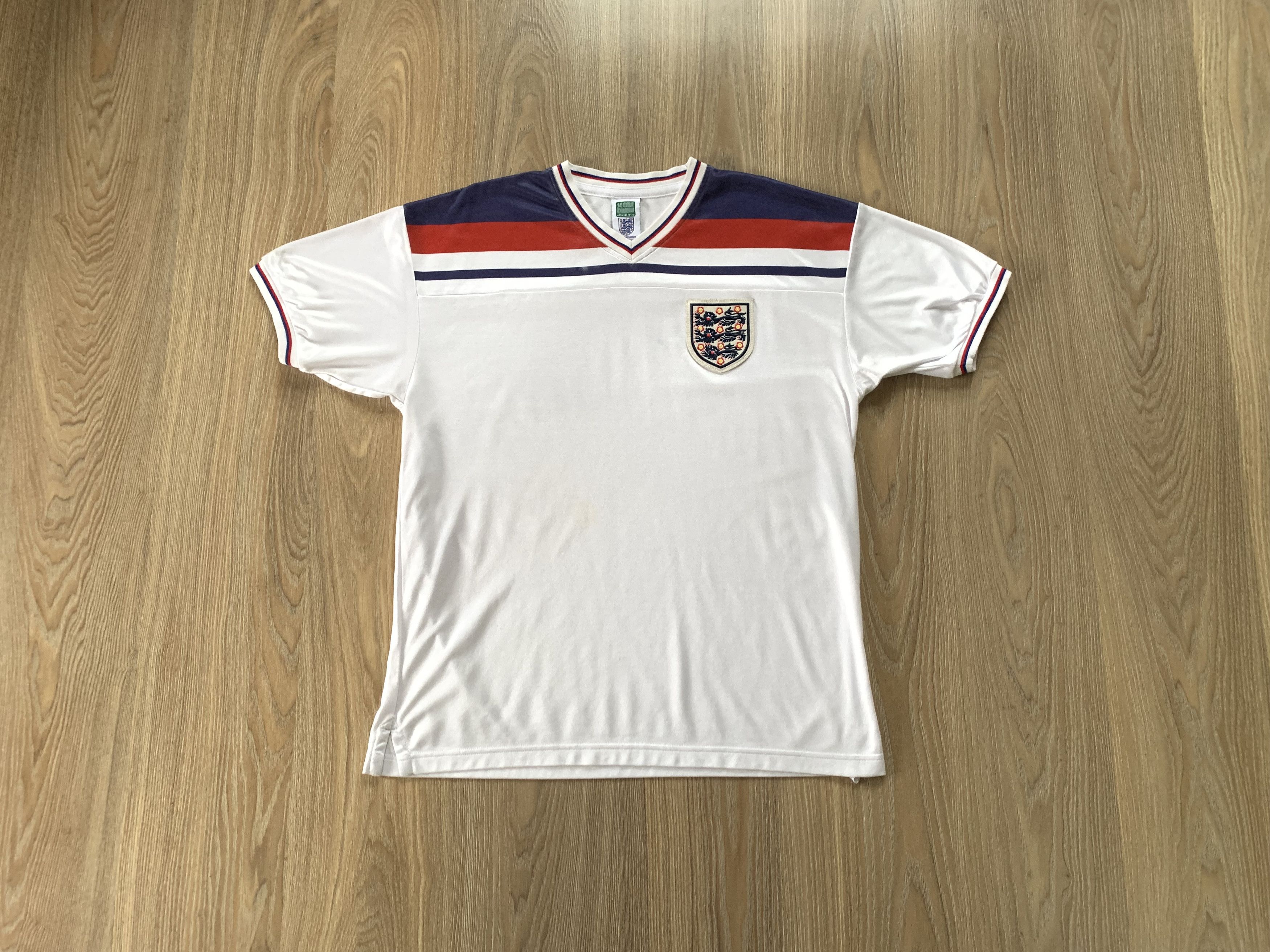 Vintage Vintage Score Draw England T-Shirt Jersey Size US XL / EU 56 / 4 - 9 Thumbnail