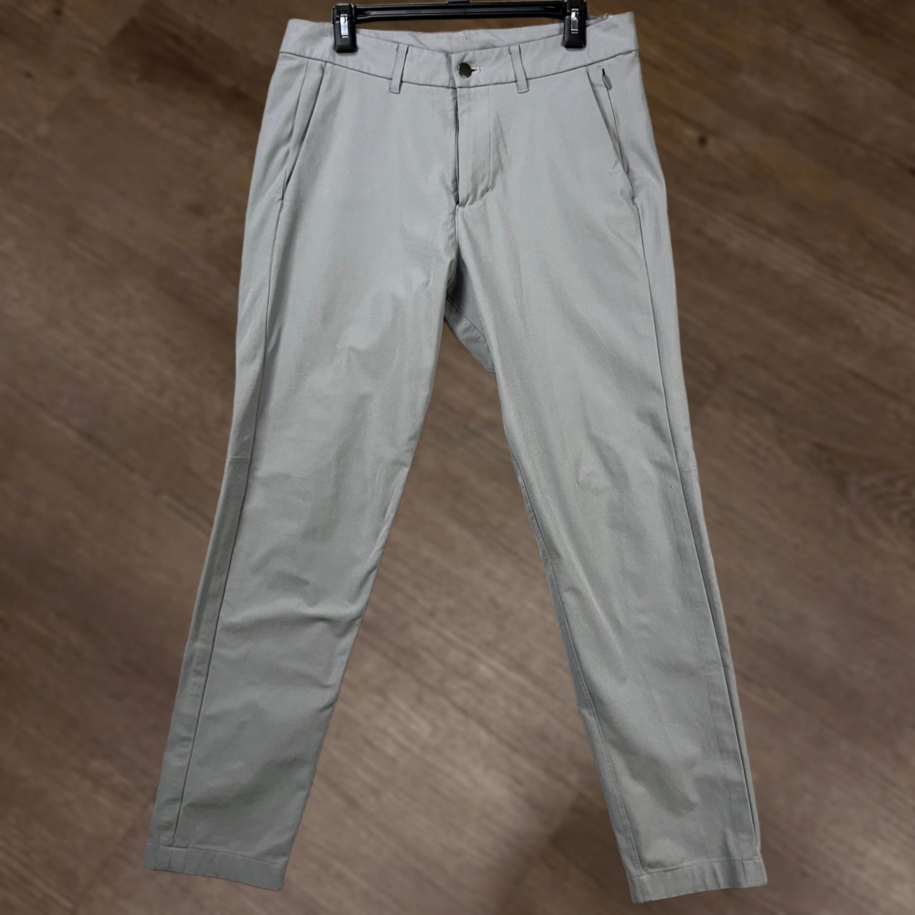 Lululemon Lululemon Pants Golf Chino Mens 32 Gray Performance Tech Stretch Pocket Logo Shirt Size US 32 / EU 48 - 1 Thumbnail