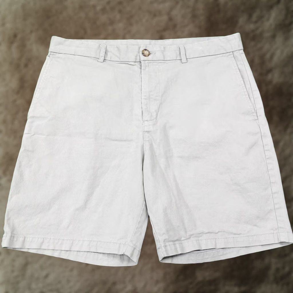 Old Navy Old Navy Mens Chino Shorts 36 Gray Slim Flex Stretch 8 Inseam Casual Size US 36 / EU 52 - 1 Thumbnail