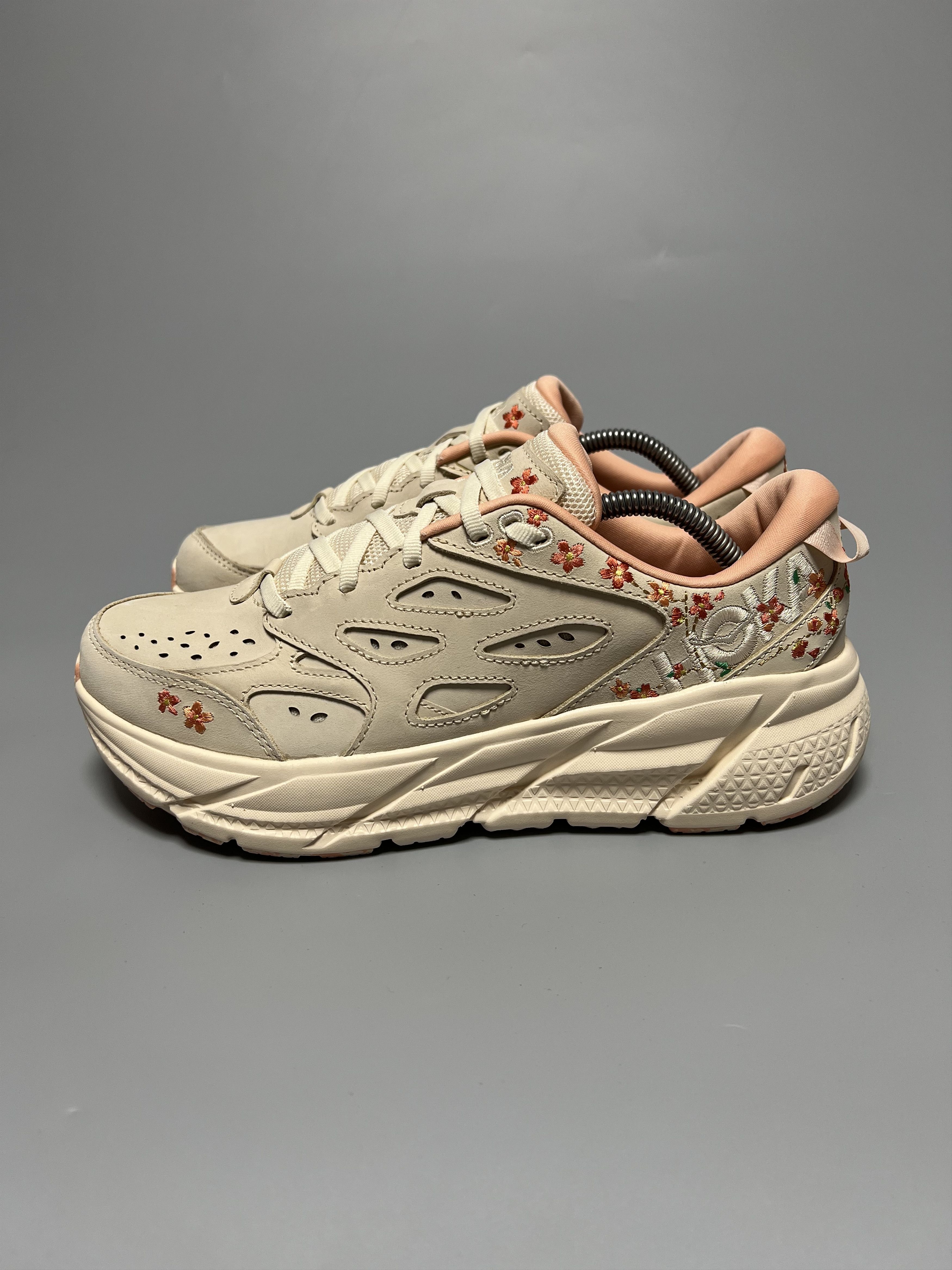 Hoka Hoka One One Clifton L BP 'Vibrant Bloom Pack' Size US 9.5 / IT 39.5 - 2 Thumbnail