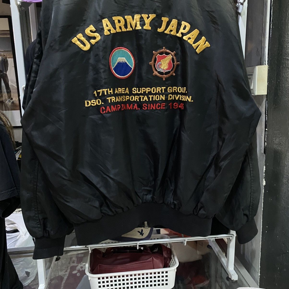 Japanese Brand .U.S .ARMY JAPAN BY CAMP ZAMA K.FUJIWARA BOMBER JACKETS Size US L / EU 52-54 / 3 - 5 Thumbnail
