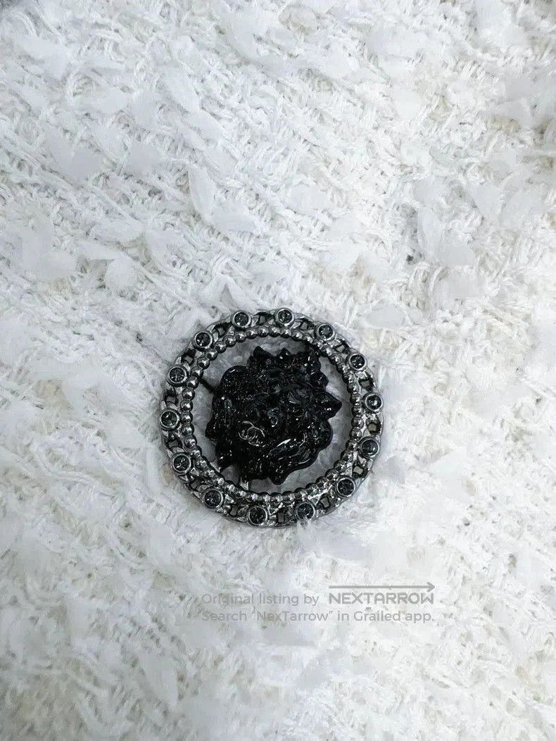 Chanel Chanel Black White Short Jacket. Size S / US 4 / IT 40 - 5 Thumbnail