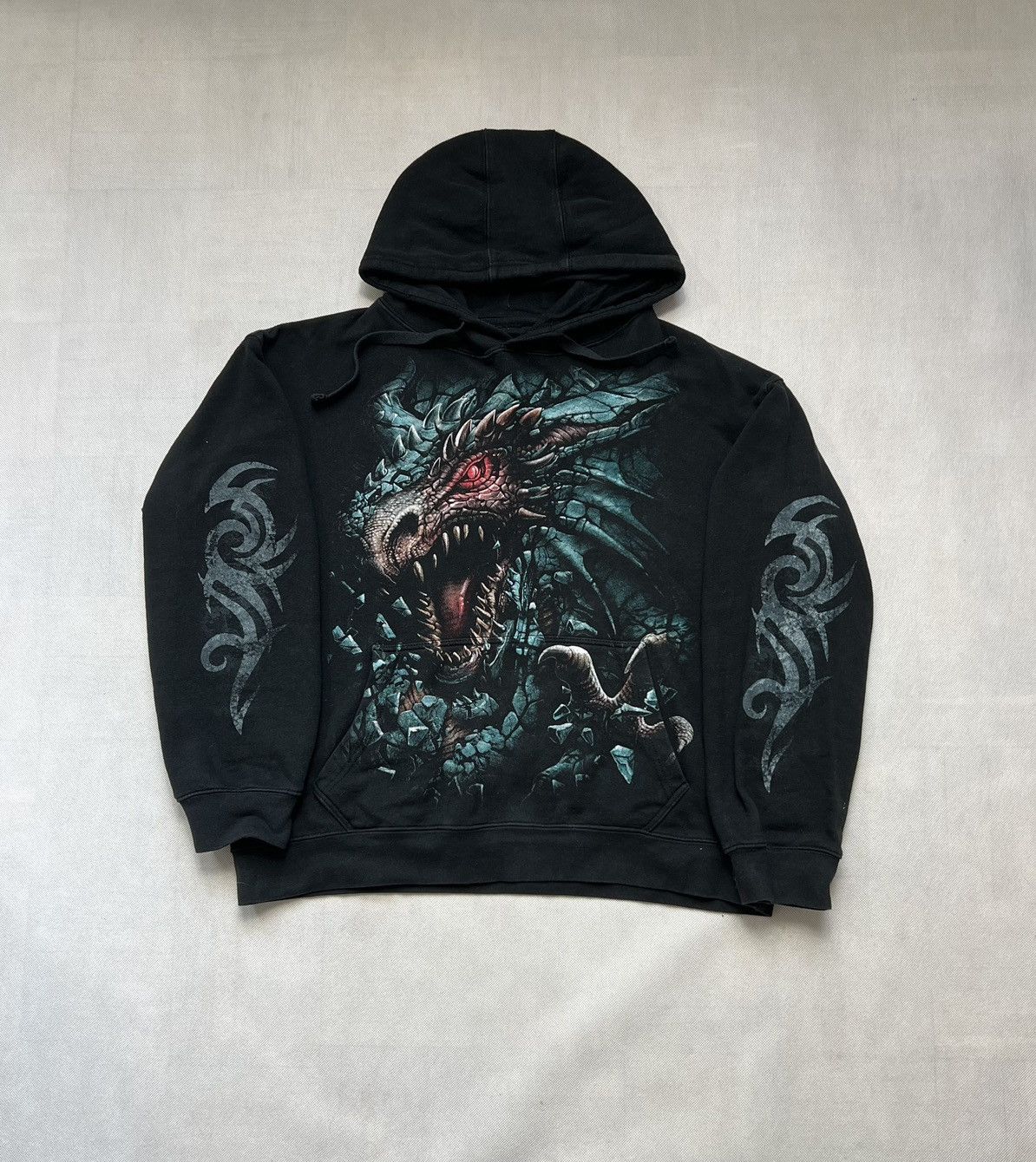 Japanese Brand × Vintage Hoodie Dragon boxy fit 64x64 cm vintage 90’s 00’s Size US L / EU 52-54 / 3 - 2 Thumbnail