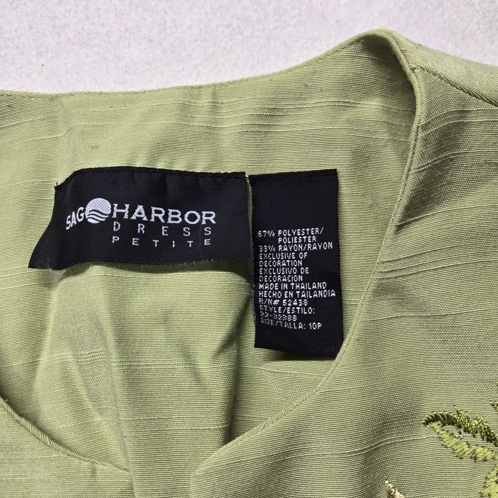Vintage Sag Harbor Dress Vintage Green Linen Embroidered Floral Midi A-Line Petite 10P Women Summer Floral Embroidered Sag Harbor Mens? Size L / US 10 / IT 46 - 4 Thumbnail