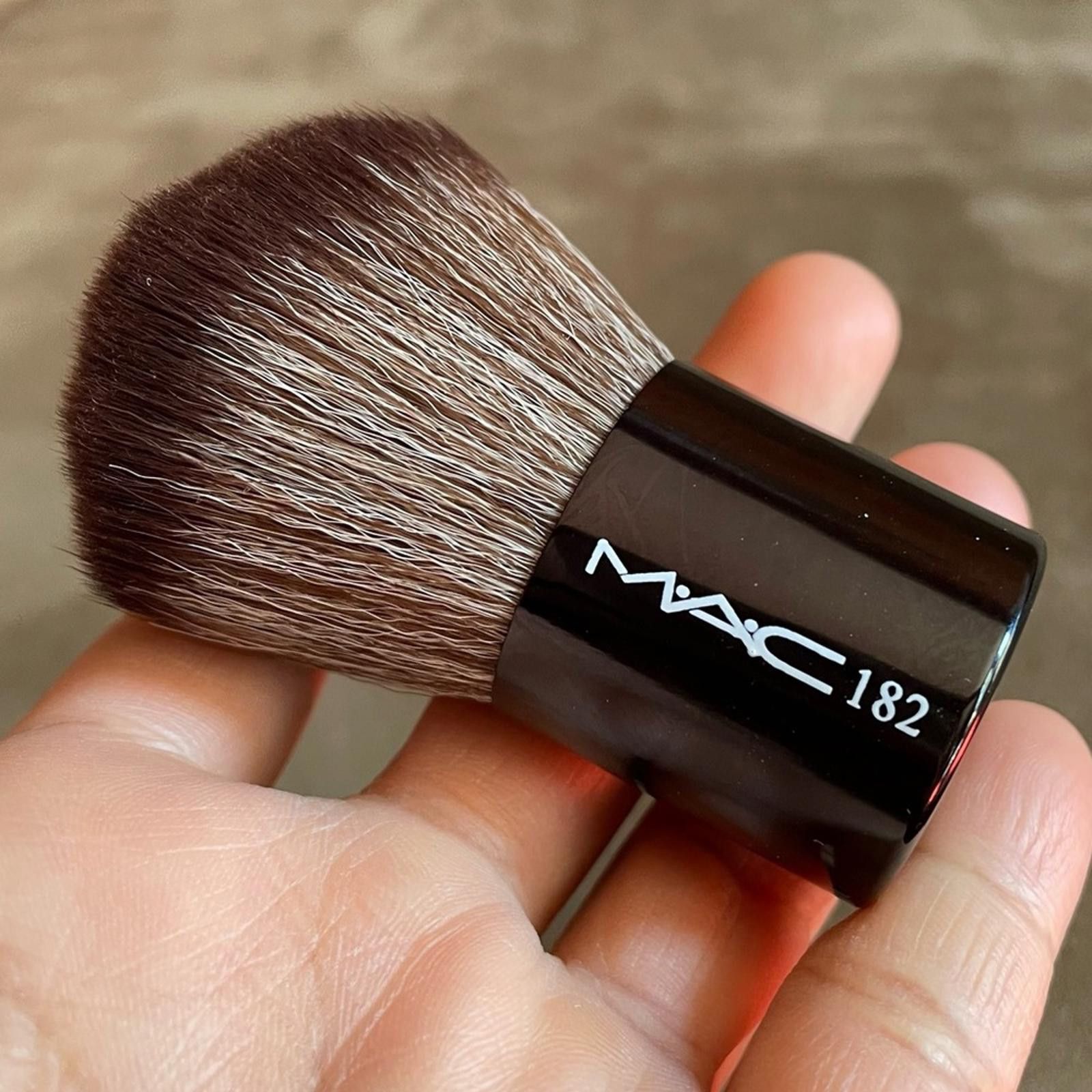 Other MAC Cosmetics 182 SYNTHETIC BUFFER BRUSH EUC Size ONE SIZE - 6 Thumbnail