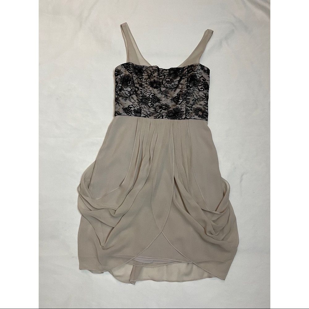 Alice + Olivia Alice + Olivia Silk Gray Dress Black Lace Corsage Size 6 Size M / US 6-8 / IT 42-44 - 6 Thumbnail