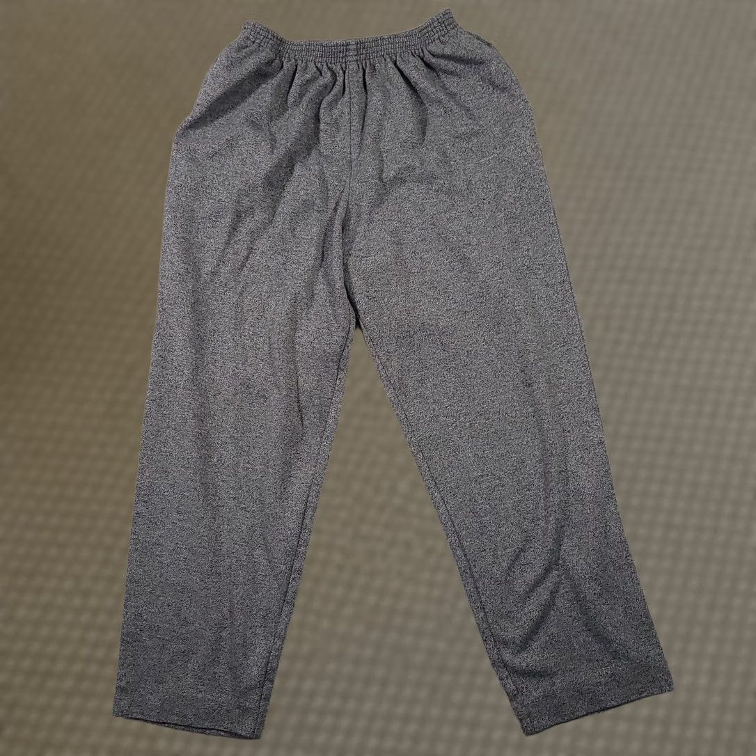 Vintage VINTAGE Alfred Dunner Pants Women's 14 Gray Knit High Rise Crop Pull On USA Size 36" / US 14 / IT 50 - 1 Thumbnail