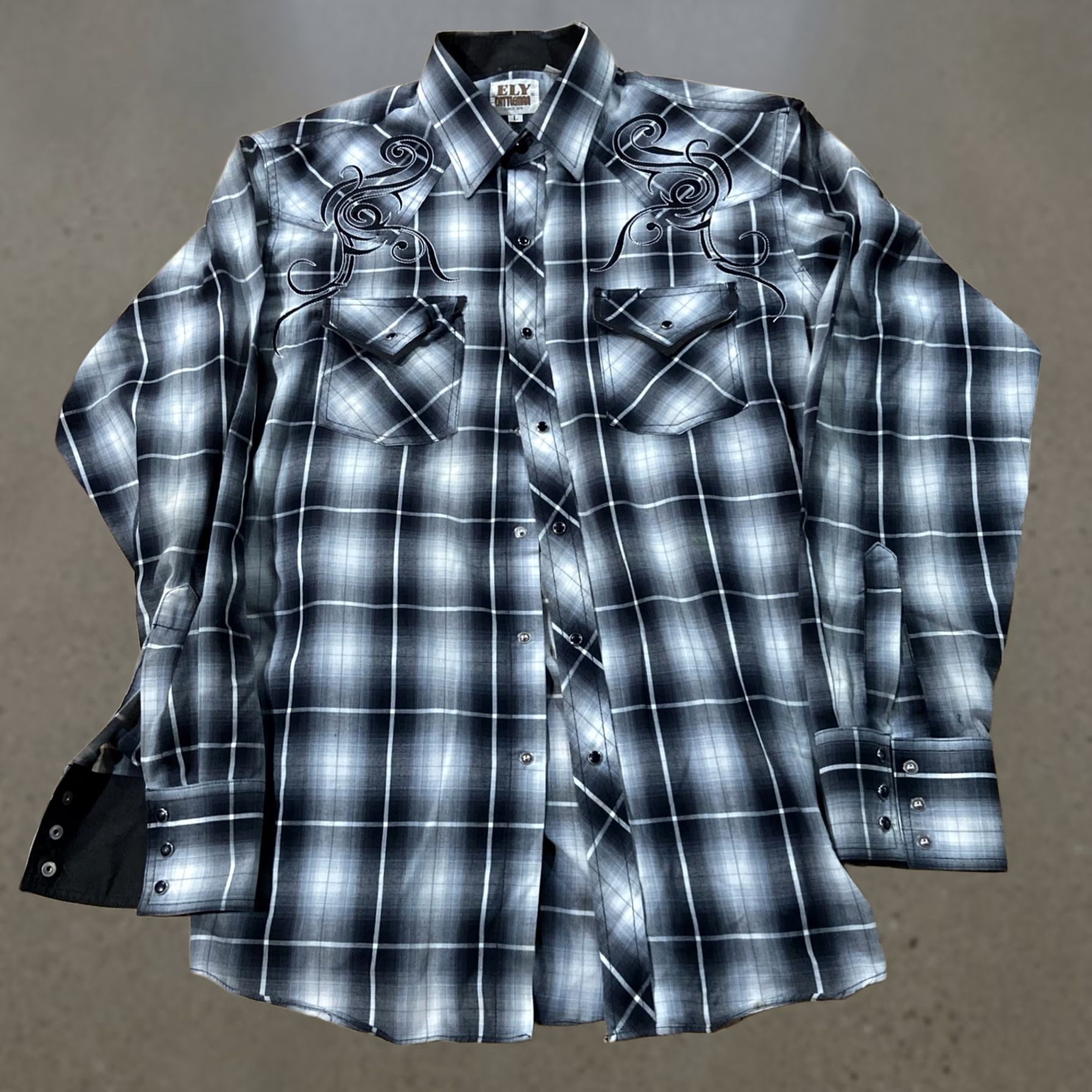 Vintage Ely Cattleman Shirt Men L Gray Pearl Snap Western Embroidered Y2K Tribal Size US L / EU 52-54 / 3 - 1 Thumbnail
