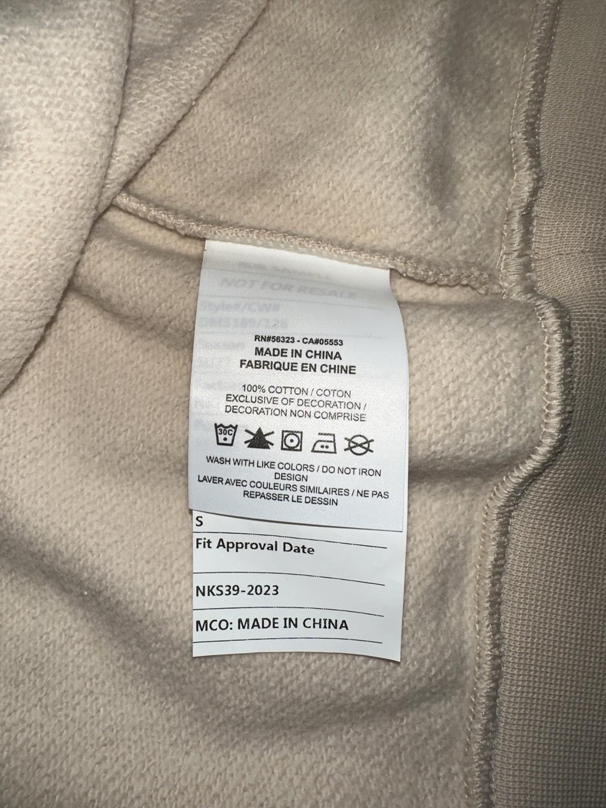 Designer Air Jordan Women’s Essentials Sand Fleece Crew Sweatshirt Size S / US 4 / IT 40 - 5 Thumbnail
