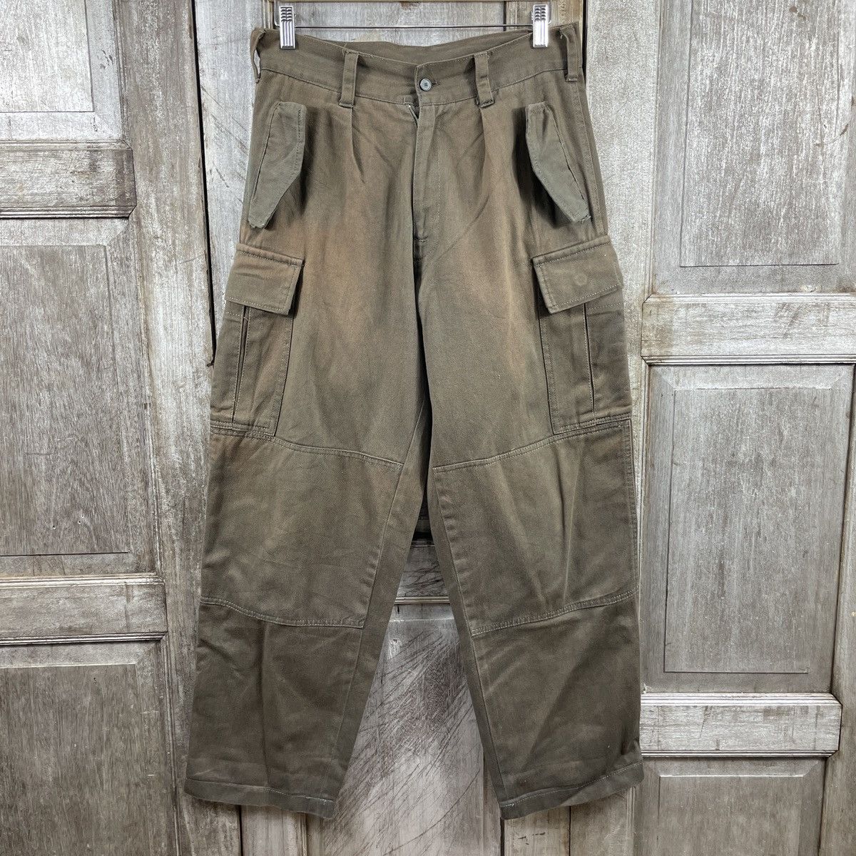 Japanese Brand × Vintage Vintage Drug Store Faded Cargo Baggy Pants Size US 31 - 1 Thumbnail
