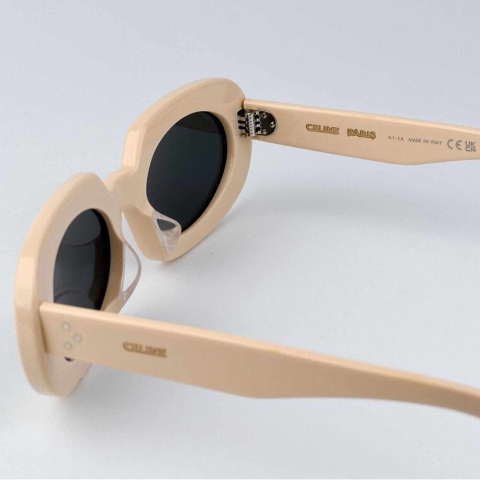 Celine New! Celine Beige Oval Sunglasses CL40276U 25A, Authentic Size ONE SIZE - 7 Thumbnail