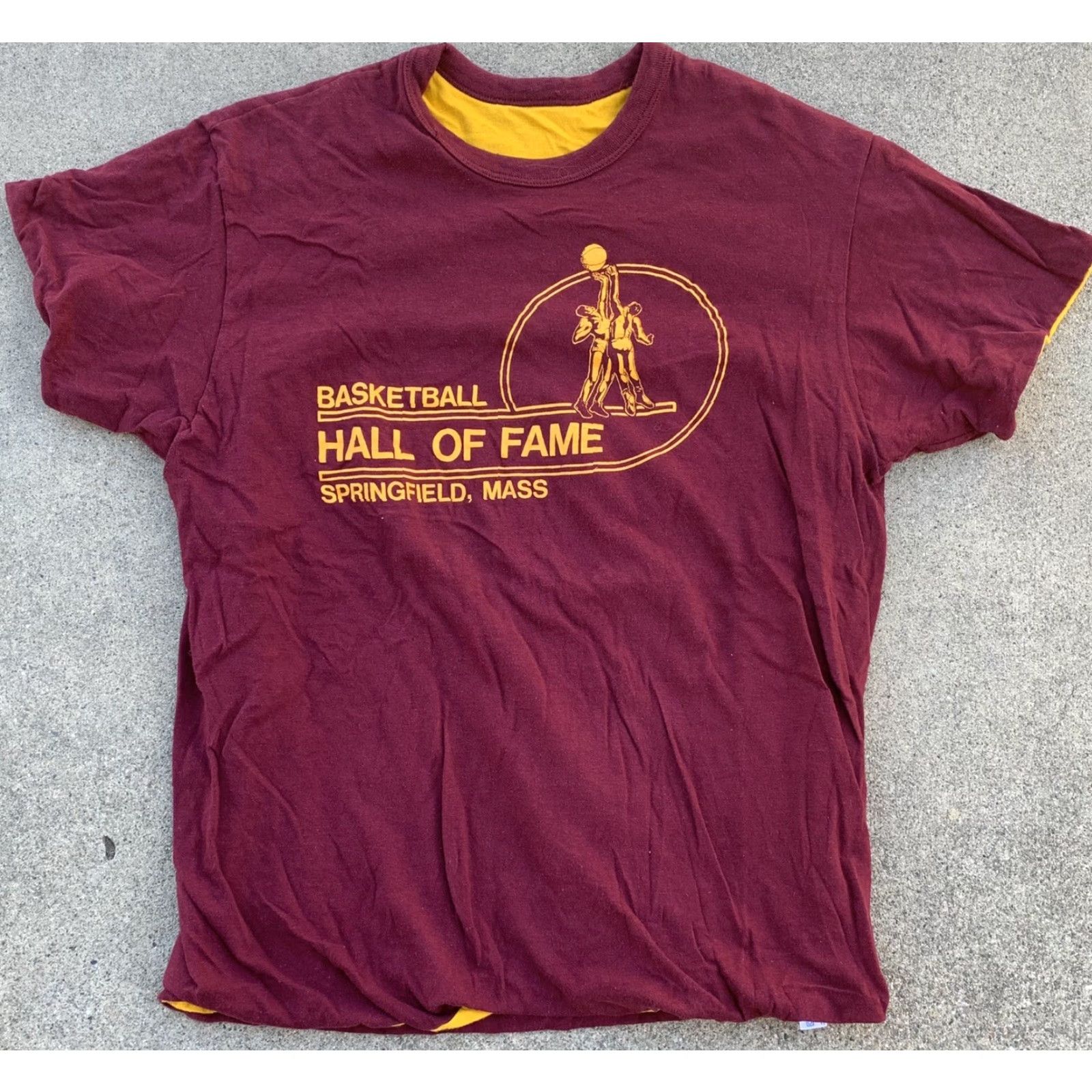 Champion VINTAGE Champion Basketball Hall of Fame Springfield Mass t-shirt XL Men Red 1980s Graphic Tee Made In USA Short Sleeve Shoes? Size US XL / EU 56 / 4 - 6 Thumbnail